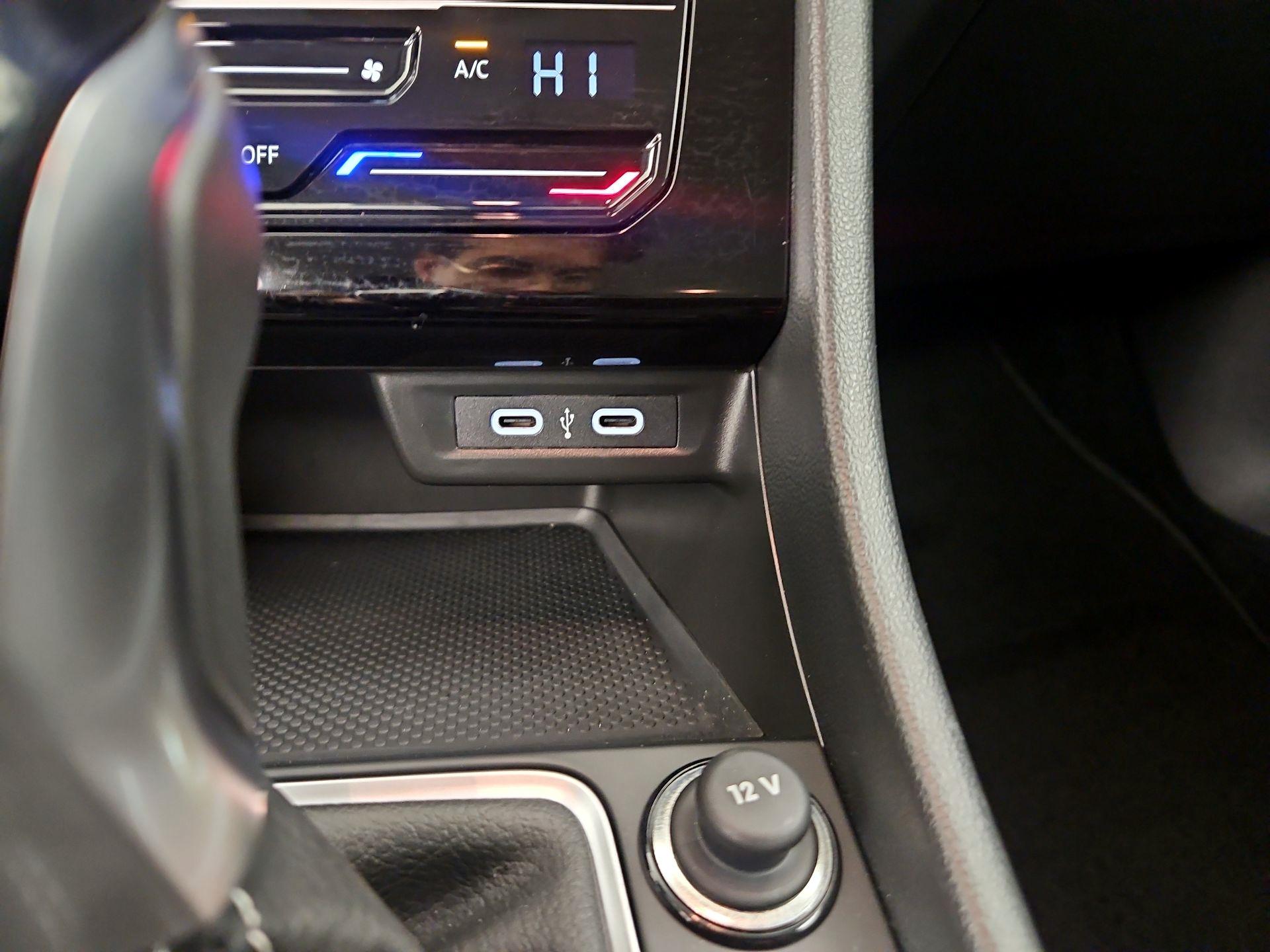 Thumbnail: 2025 Volkswagen Jetta - 18