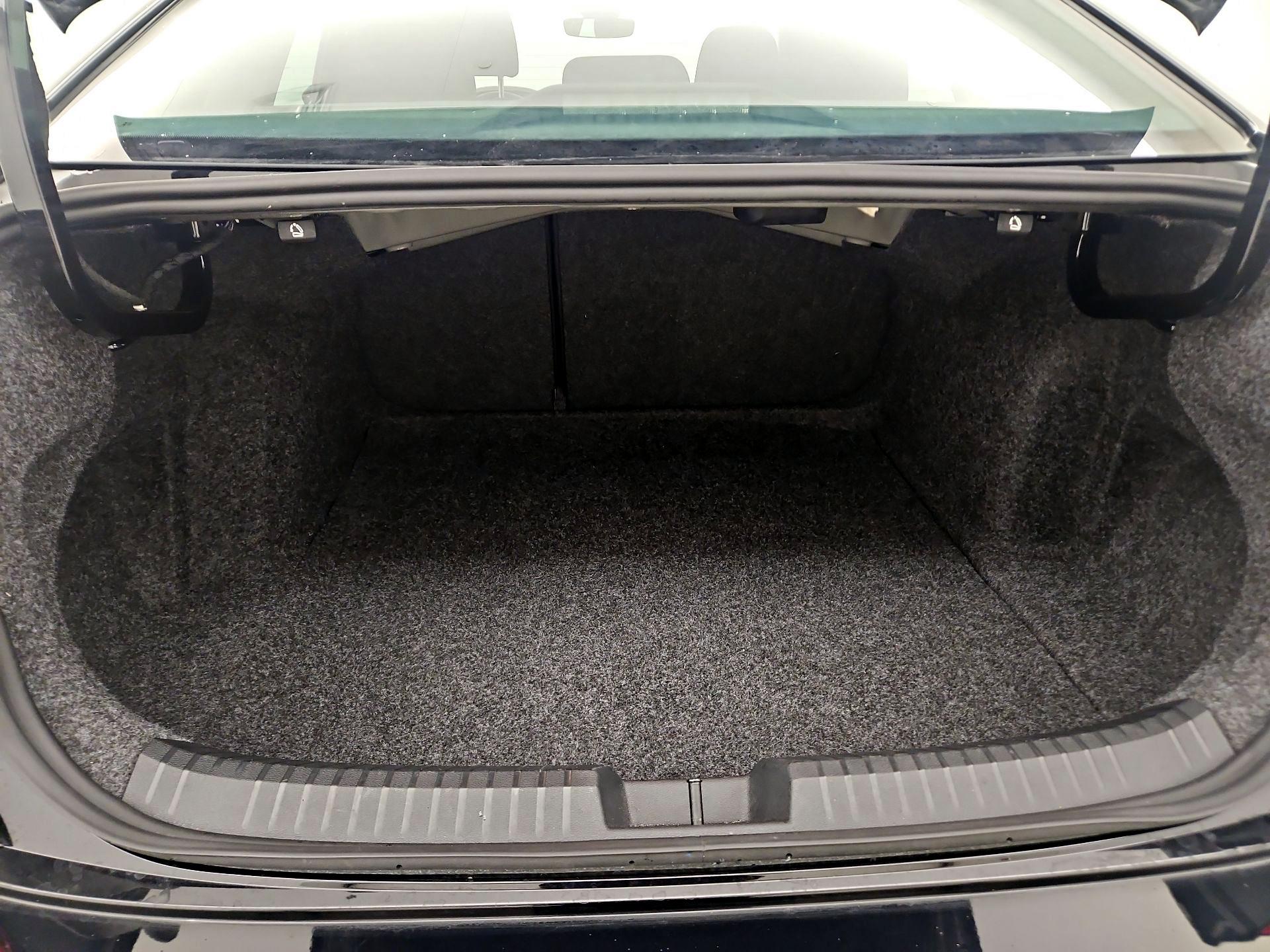 Thumbnail: 2025 Volkswagen Jetta - 20