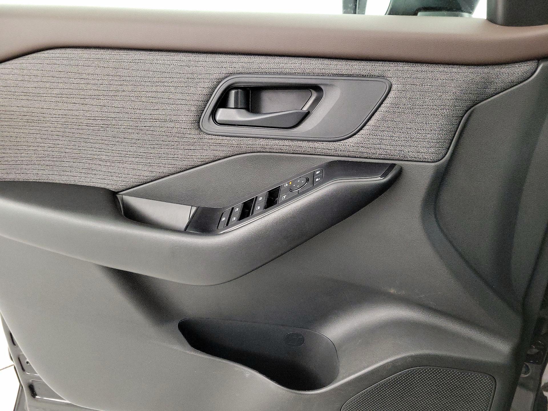 Thumbnail: 2023 Nissan Rogue - 12