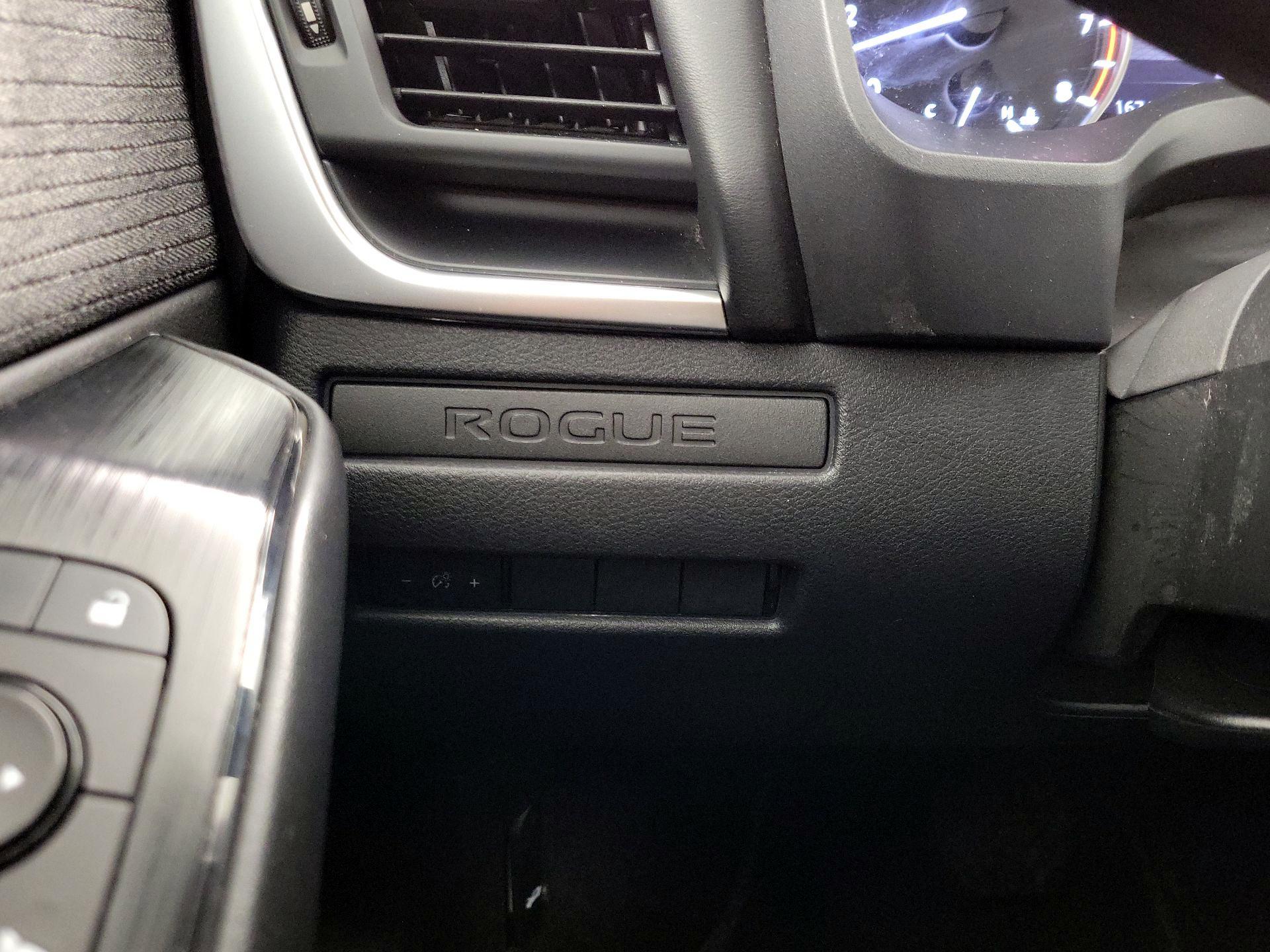 Thumbnail: 2023 Nissan Rogue - 13