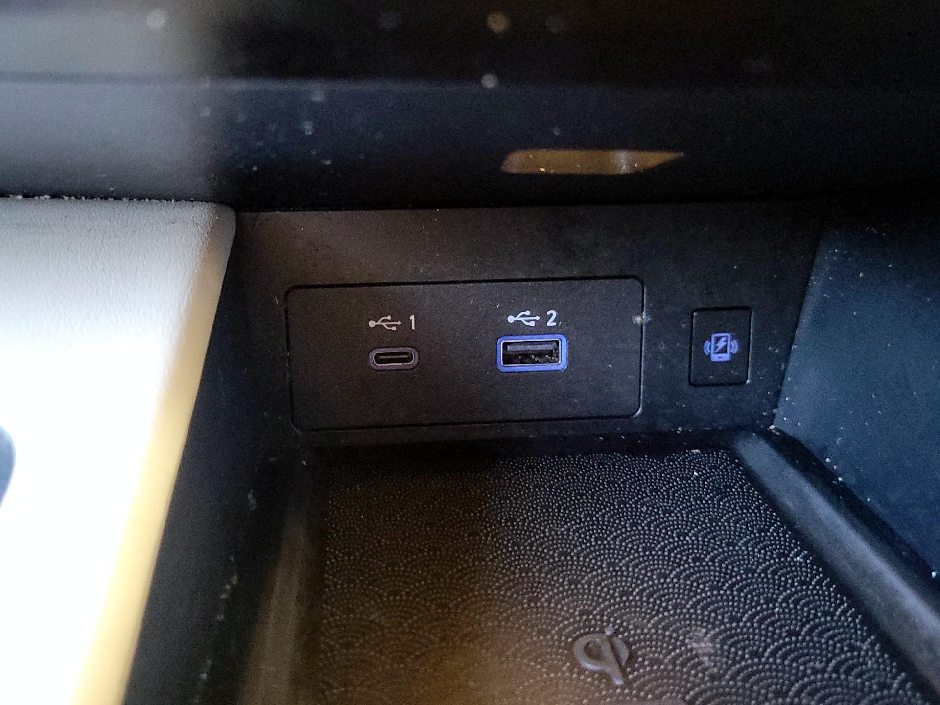 Thumbnail: 2023 INFINITI QX60 - 18