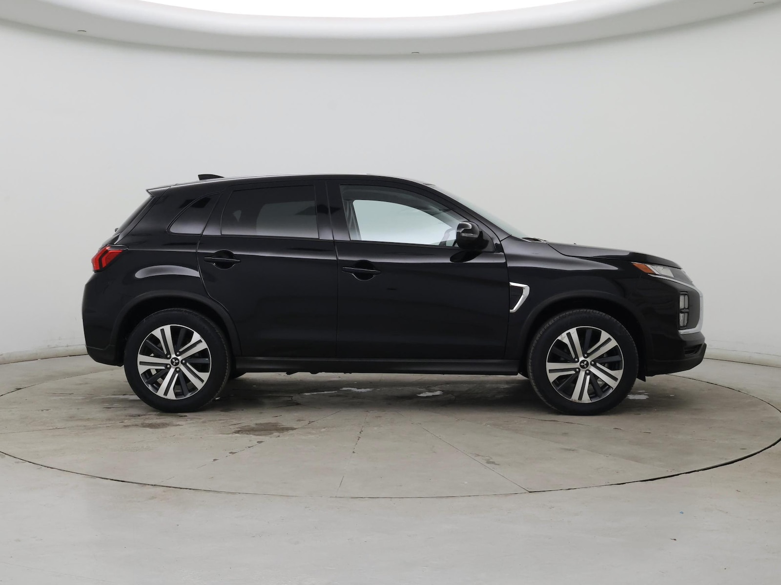 2024 Mitsubishi Outlander Sport SE - Photo 8
