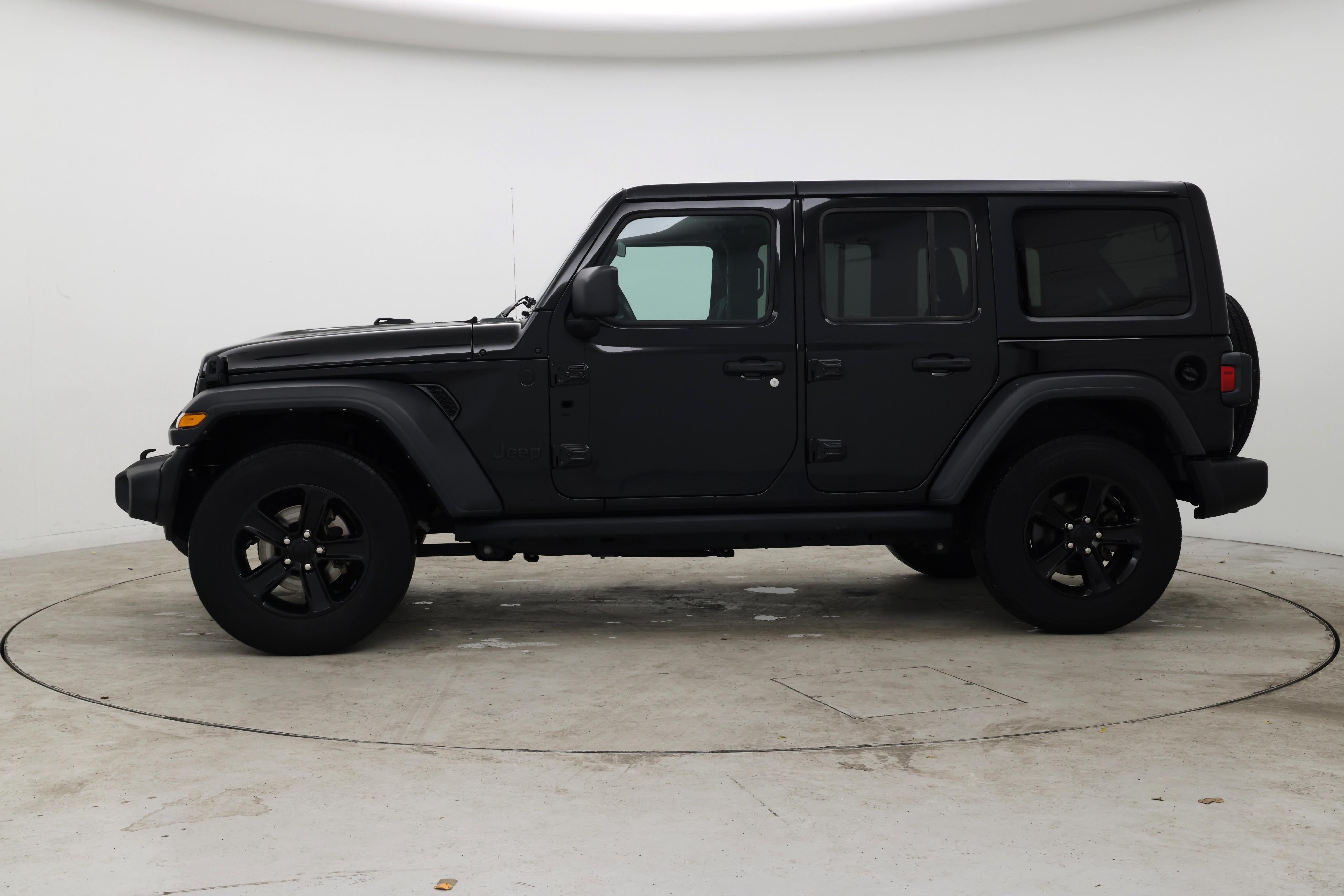 Thumbnail: 2022 Jeep Wrangler - 3