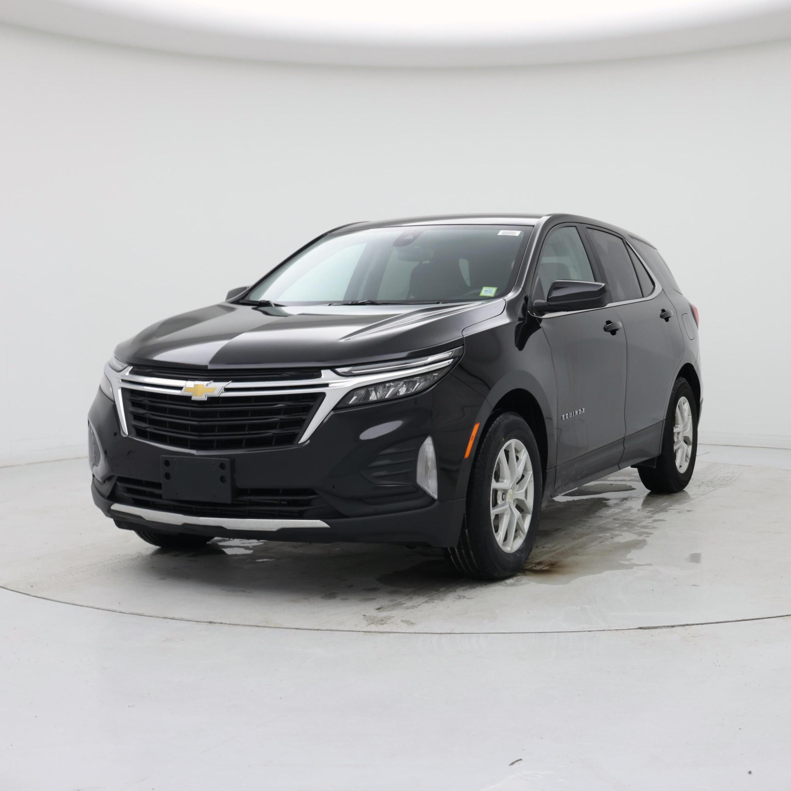 Thumbnail: 2022 Chevrolet Equinox - 4