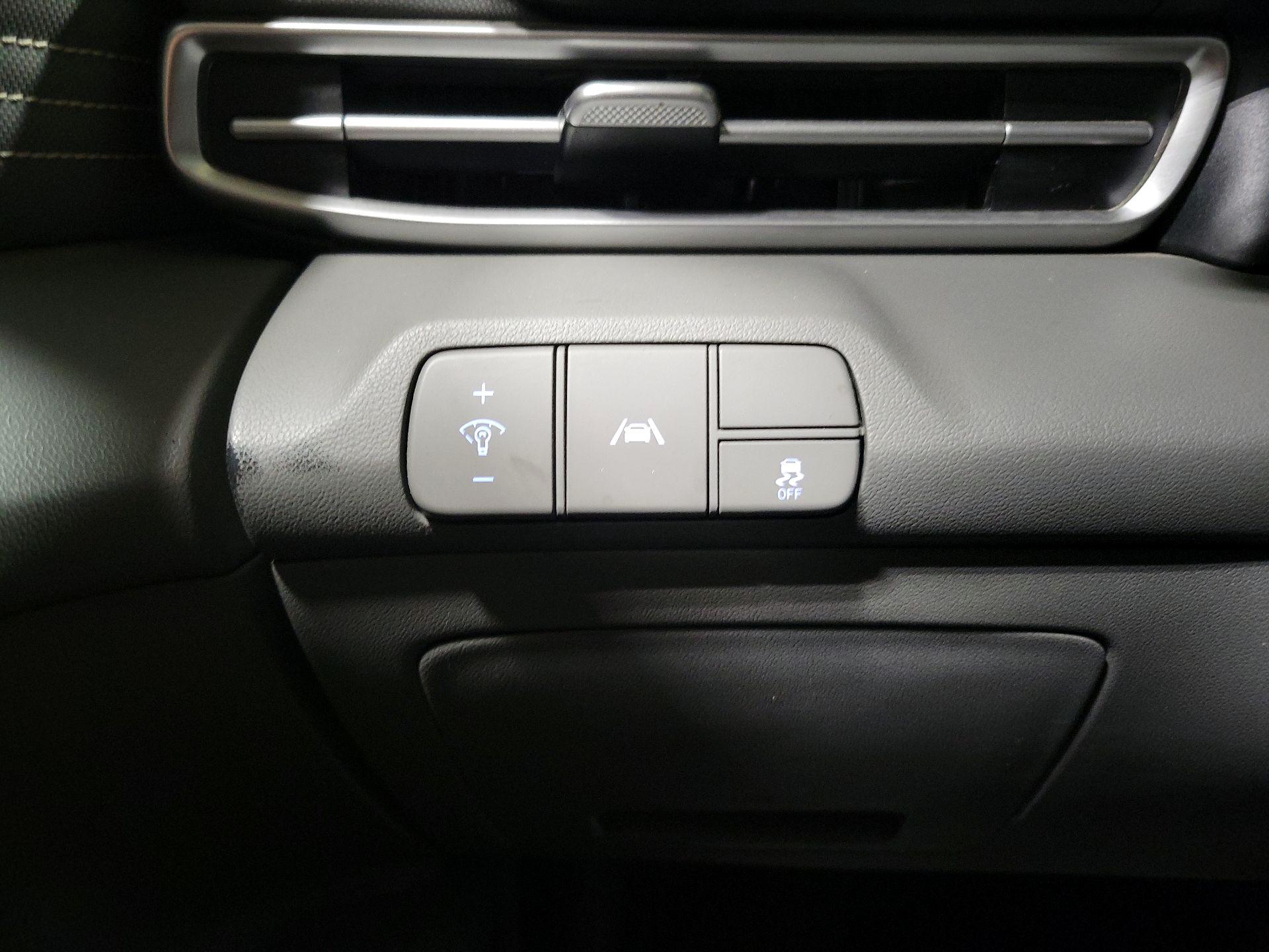 Thumbnail: 2023 Hyundai Elantra - 13