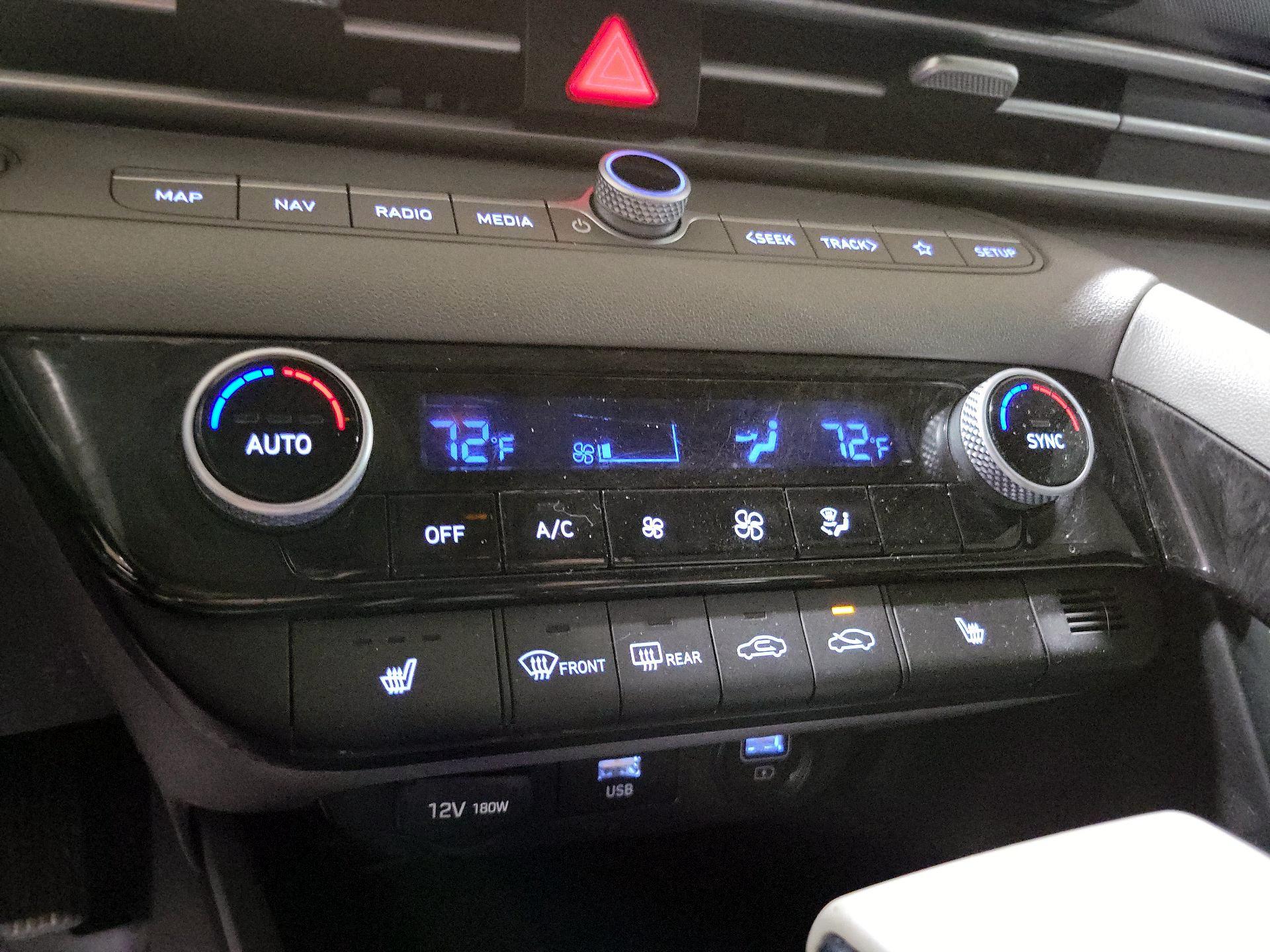 Thumbnail: 2023 Hyundai Elantra - 17