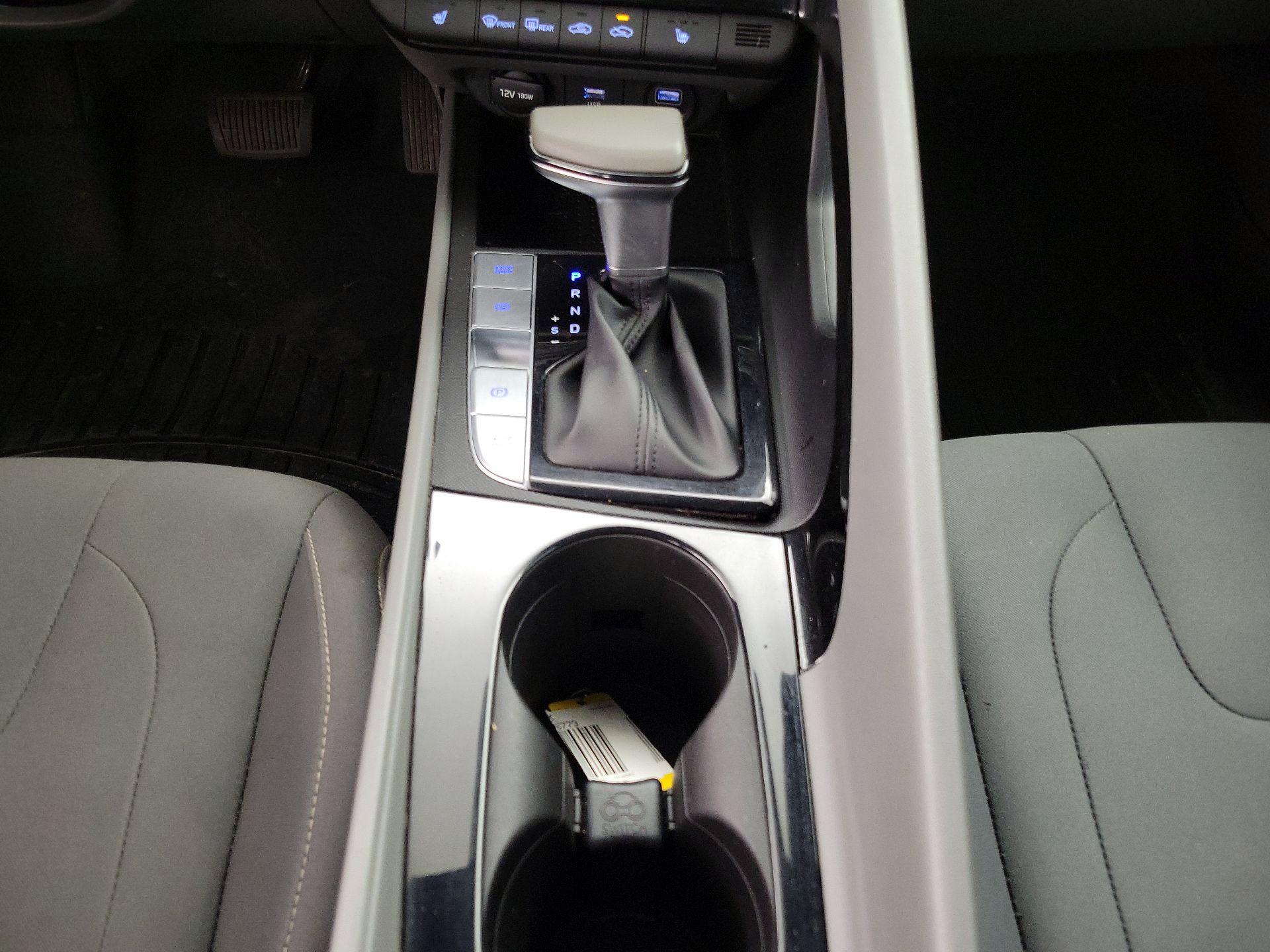 Thumbnail: 2023 Hyundai Elantra - 18