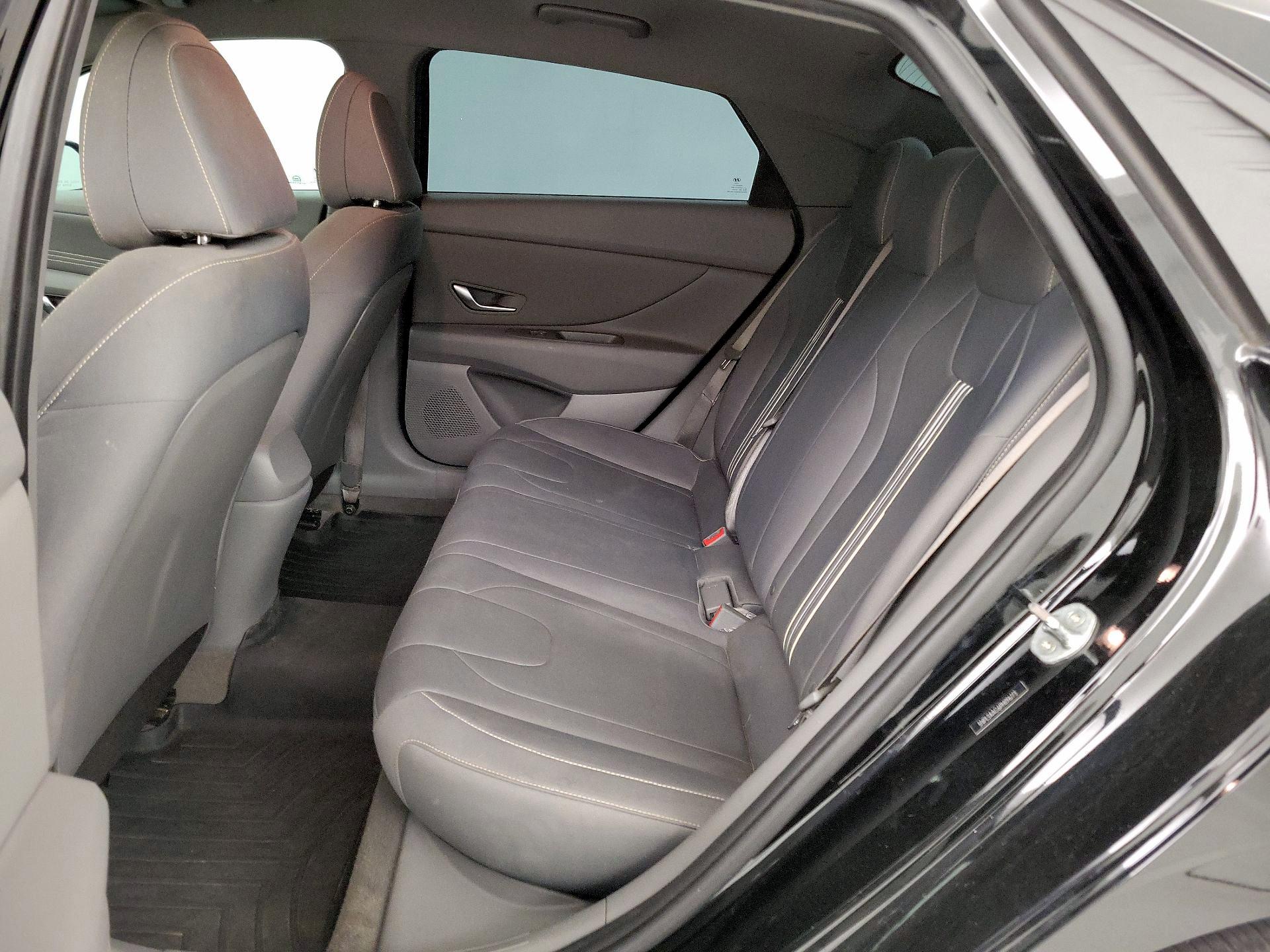 Thumbnail: 2023 Hyundai Elantra - 19