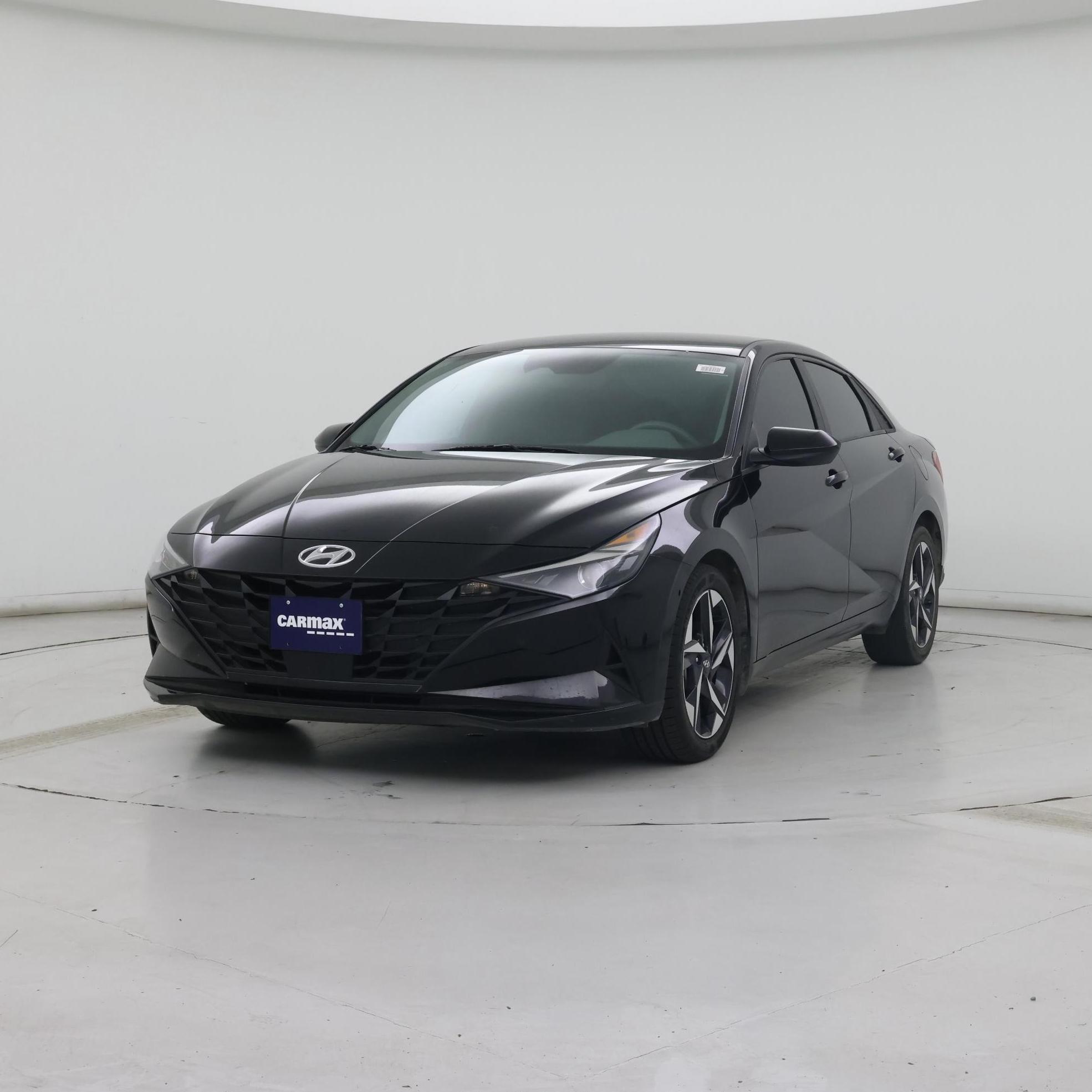 Thumbnail: 2023 Hyundai Elantra - 4