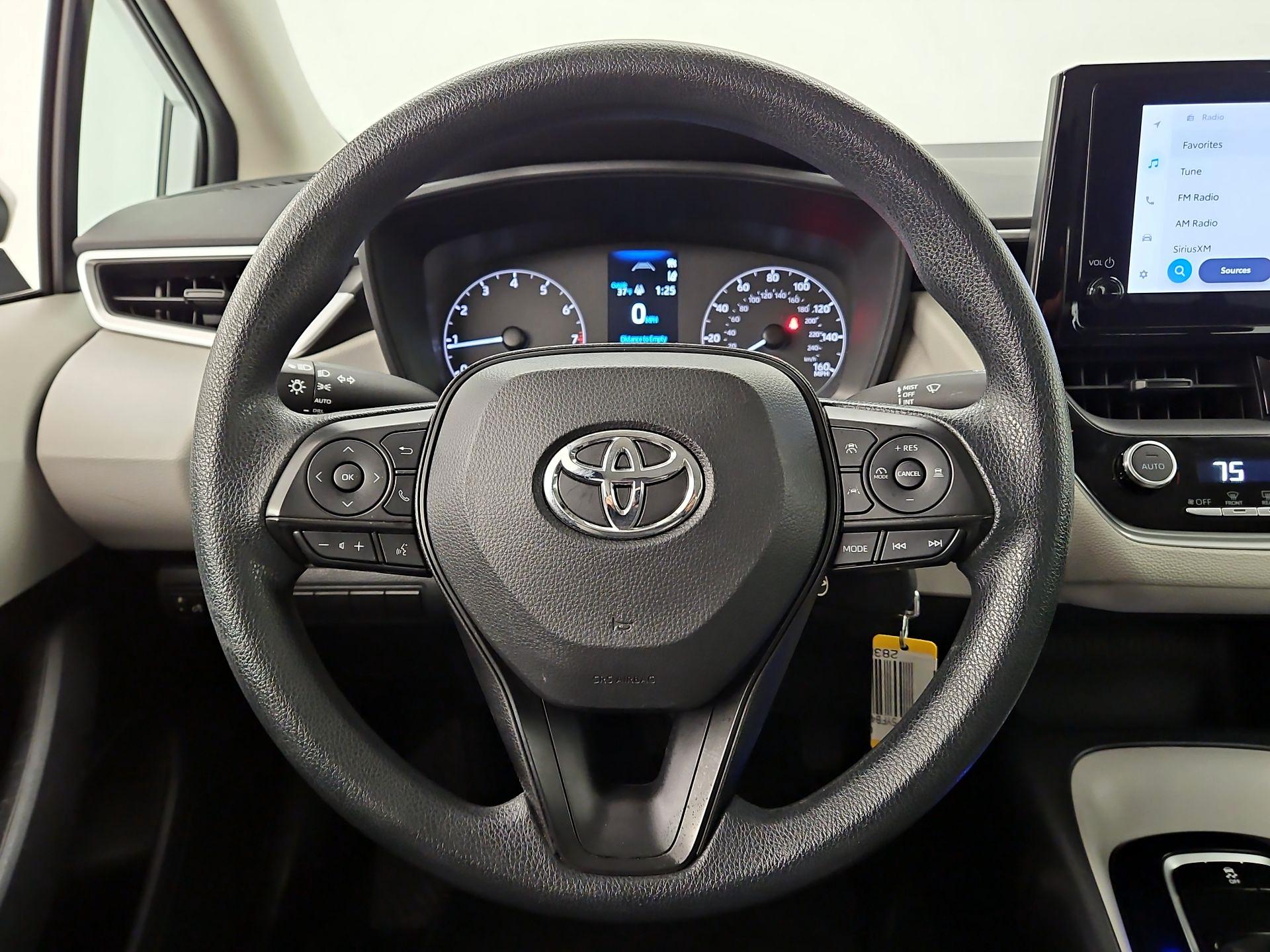 Thumbnail: 2023 Toyota Corolla - 10