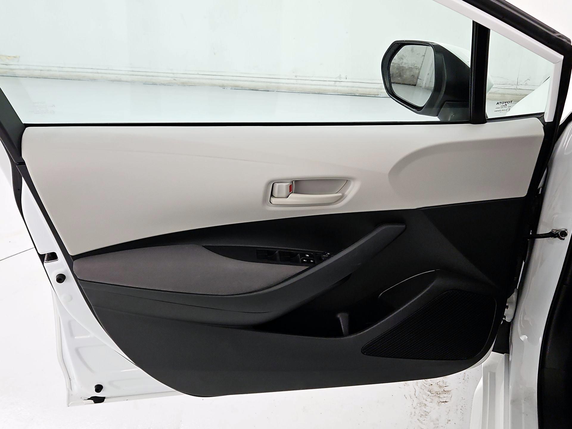 Thumbnail: 2023 Toyota Corolla - 12