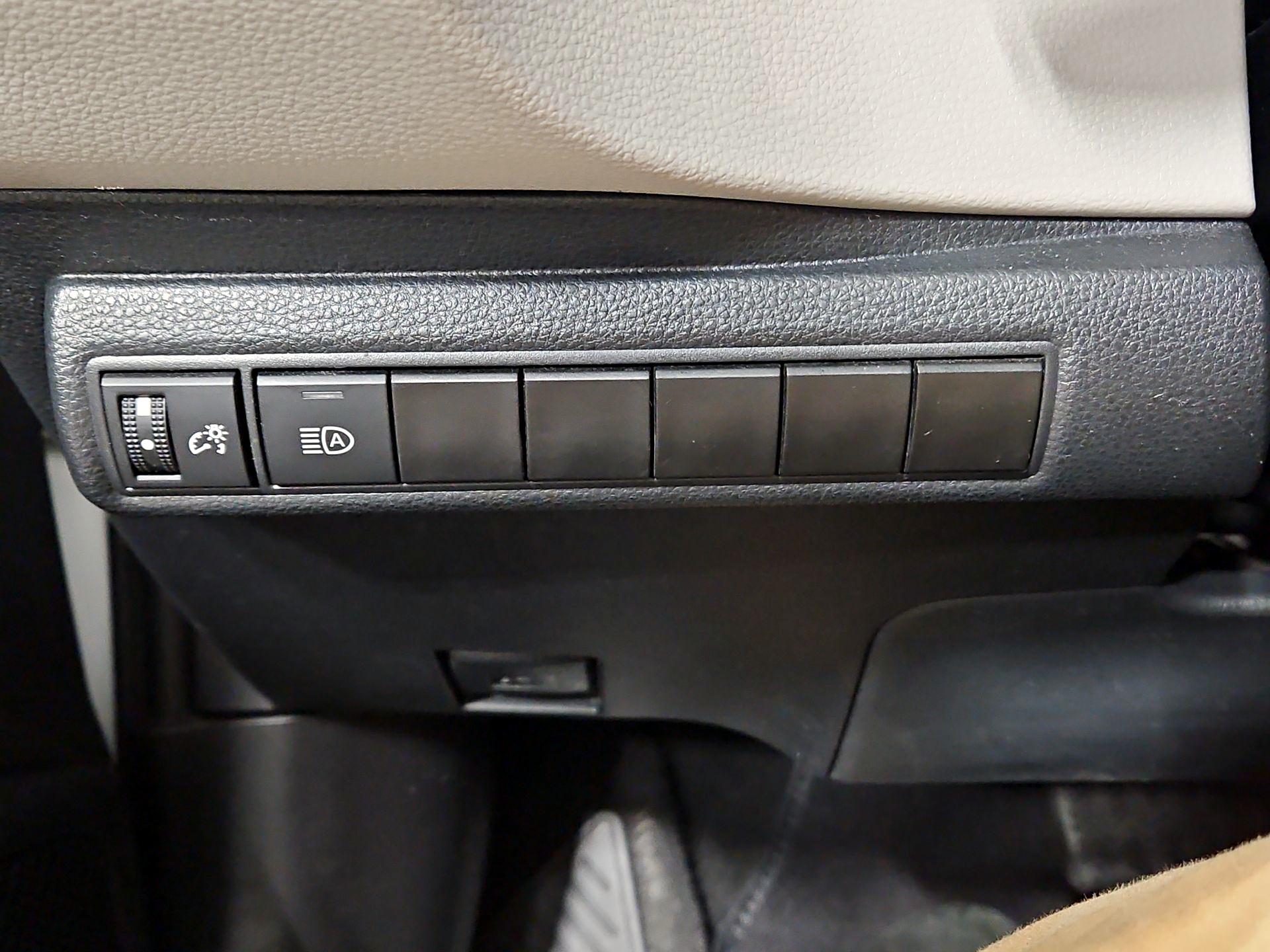 Thumbnail: 2023 Toyota Corolla - 13