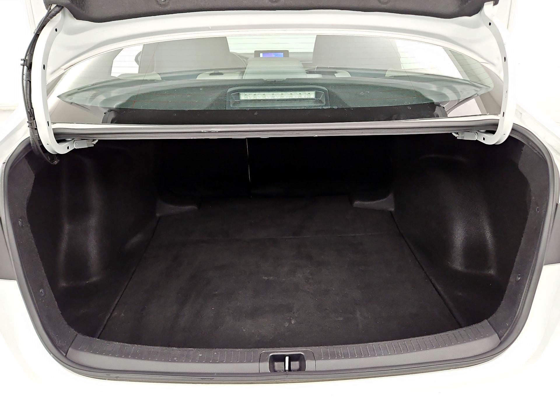 Thumbnail: 2023 Toyota Corolla - 20