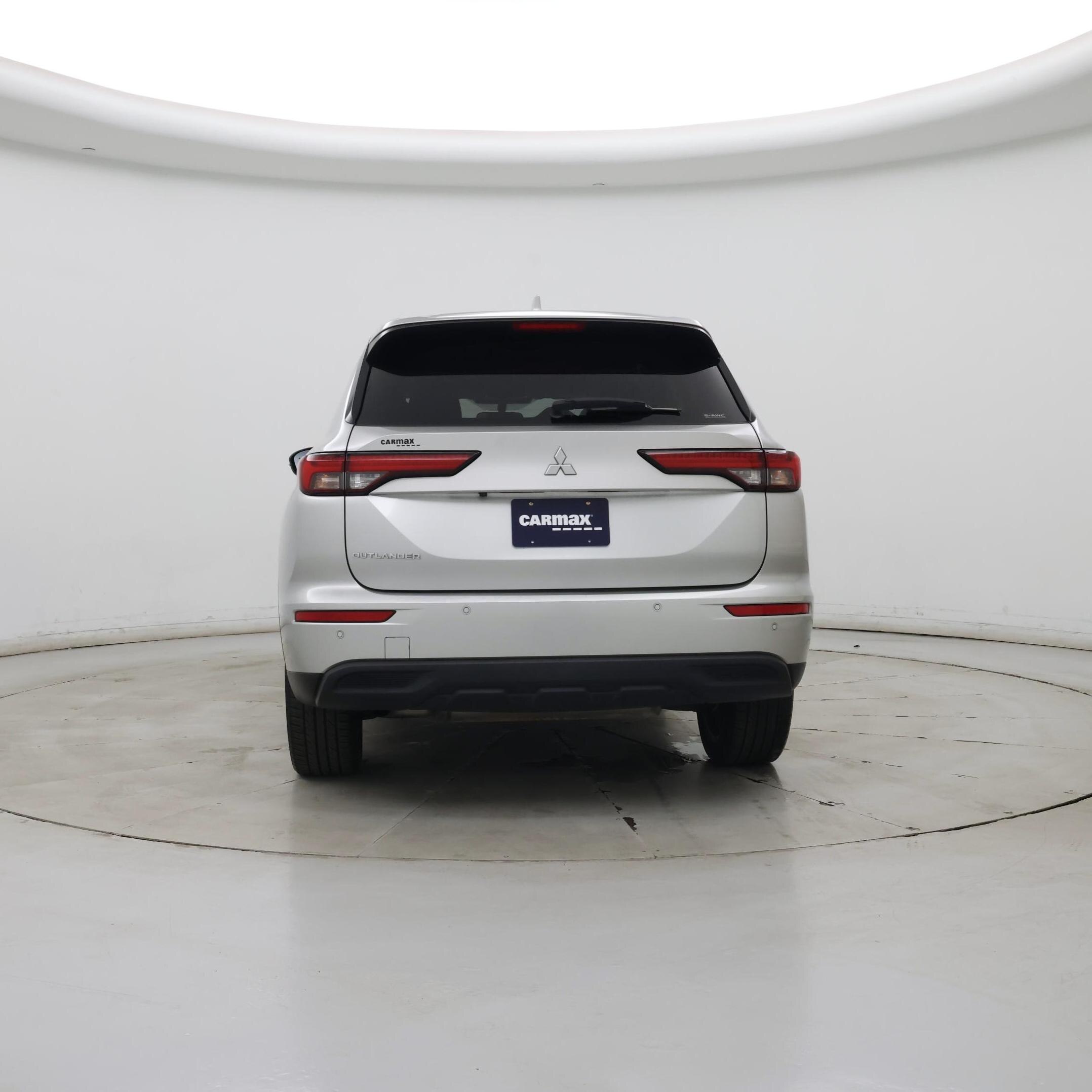 Thumbnail: 2022 Mitsubishi Outlander - 6