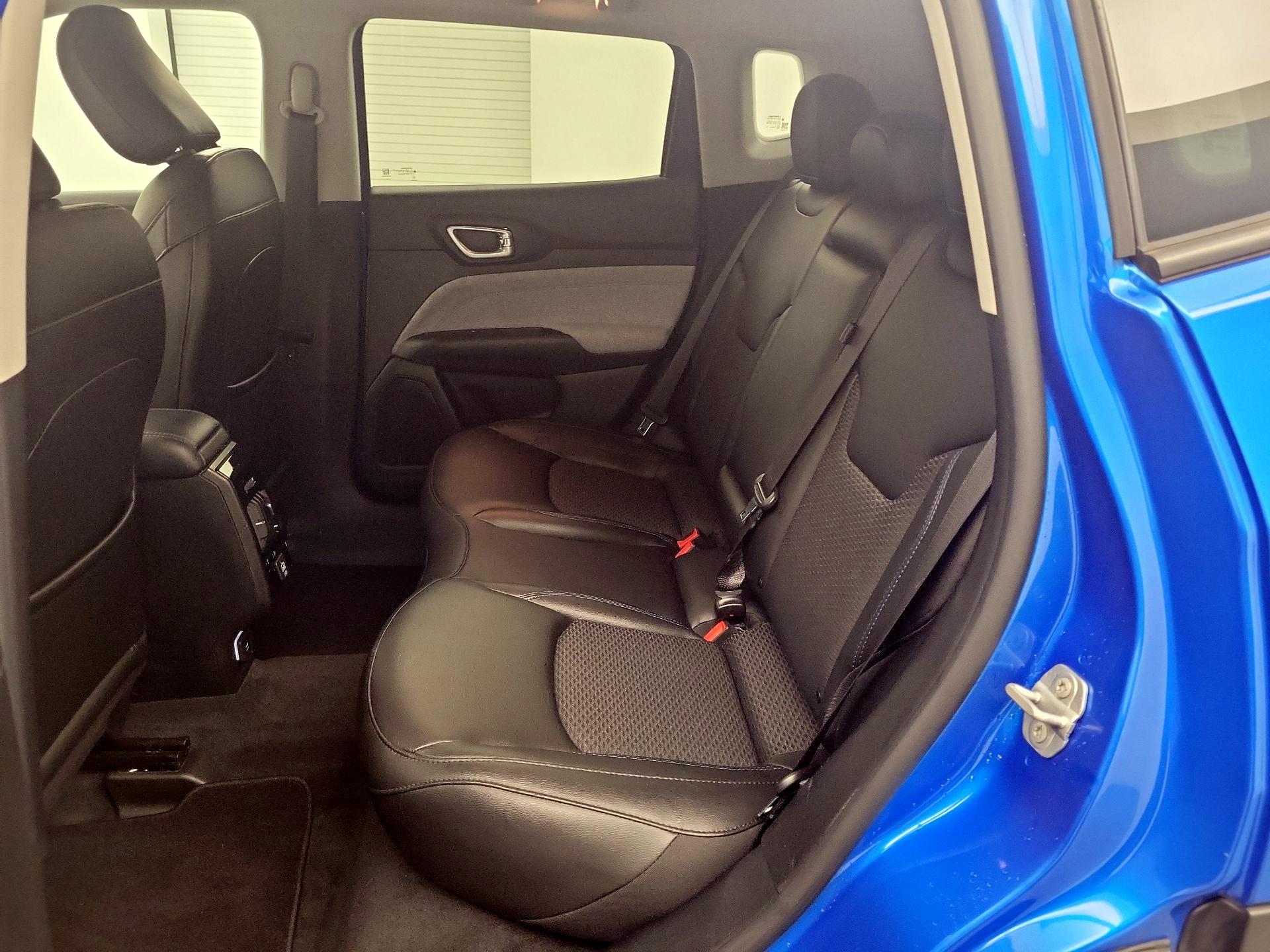 Thumbnail: 2022 Jeep Compass - 17