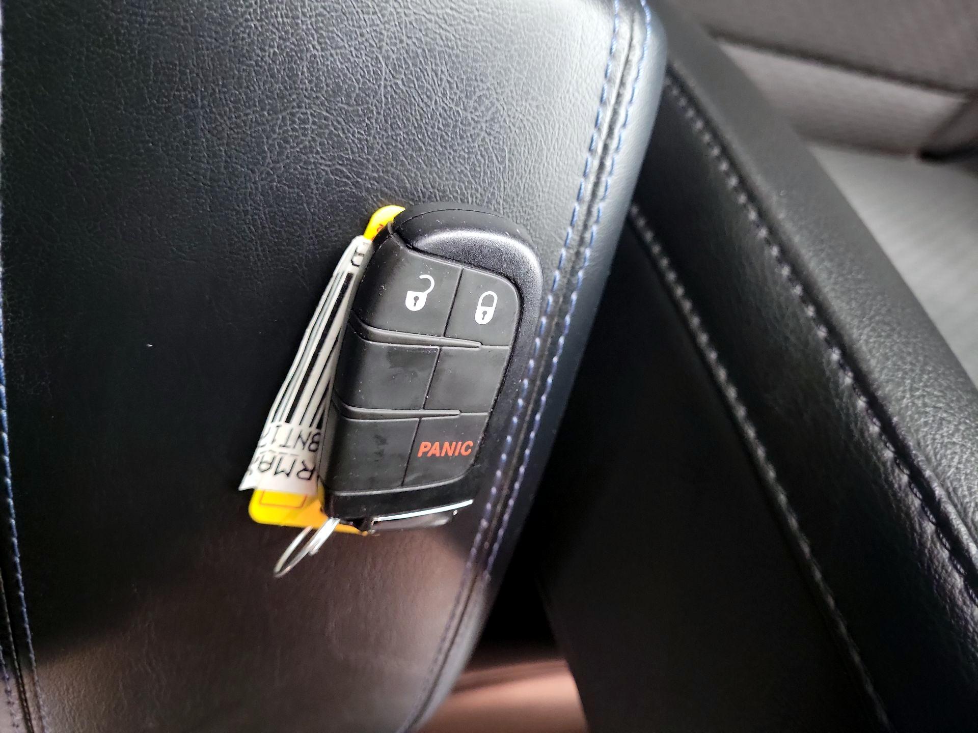 Thumbnail: 2022 Jeep Compass - 20