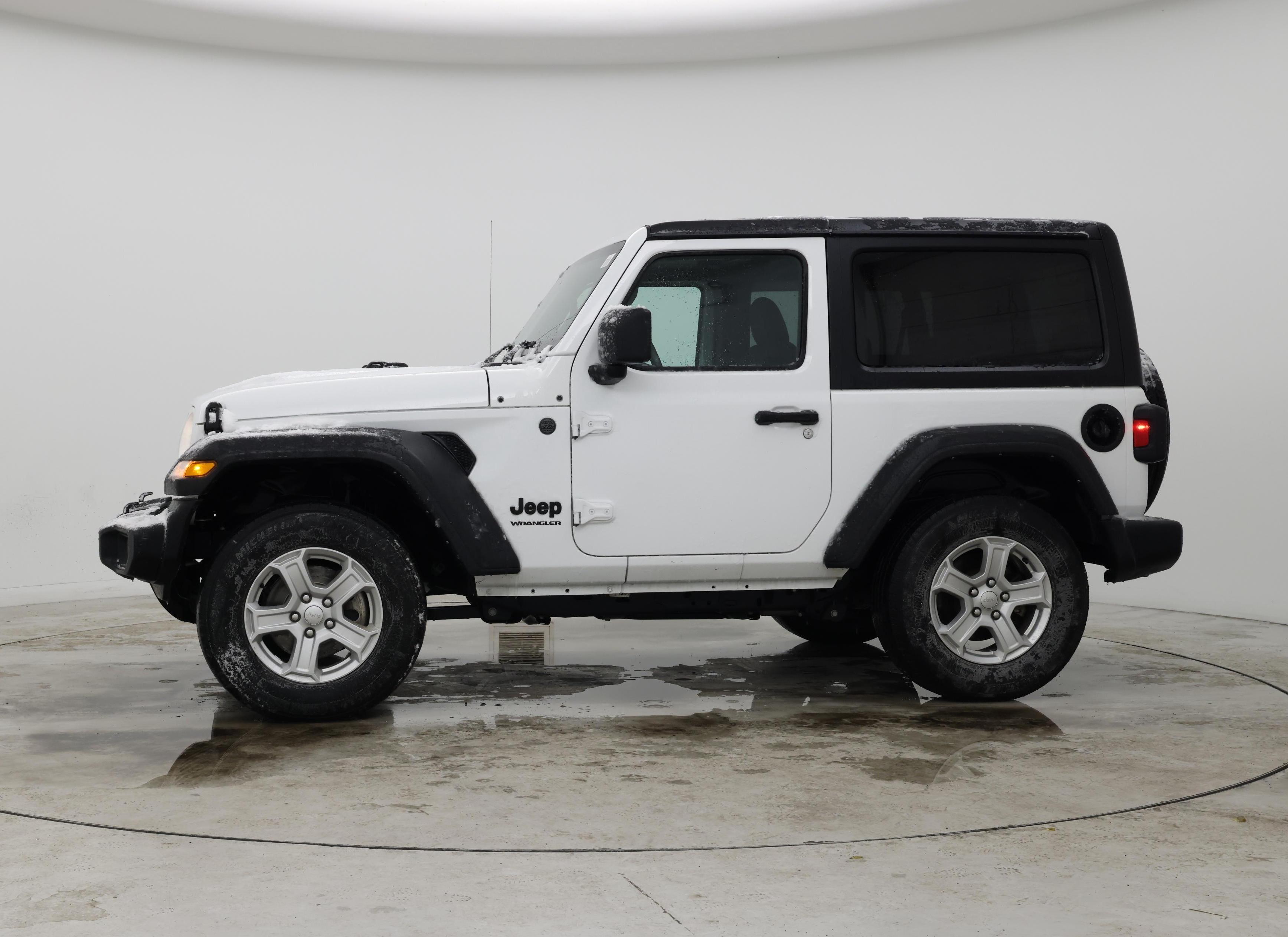 Thumbnail: 2022 Jeep Wrangler - 3