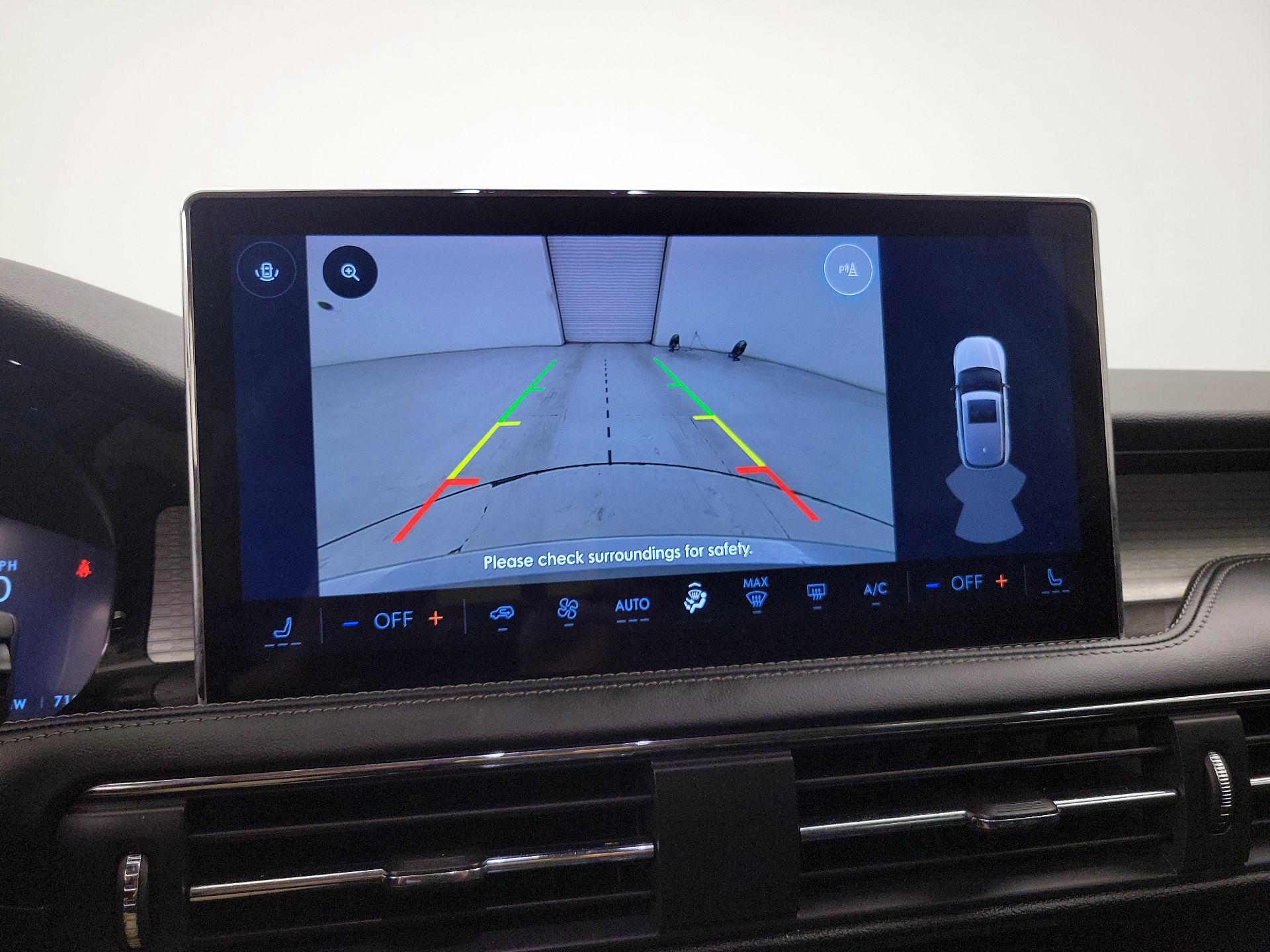 Thumbnail: 2024 Lincoln Corsair - 14