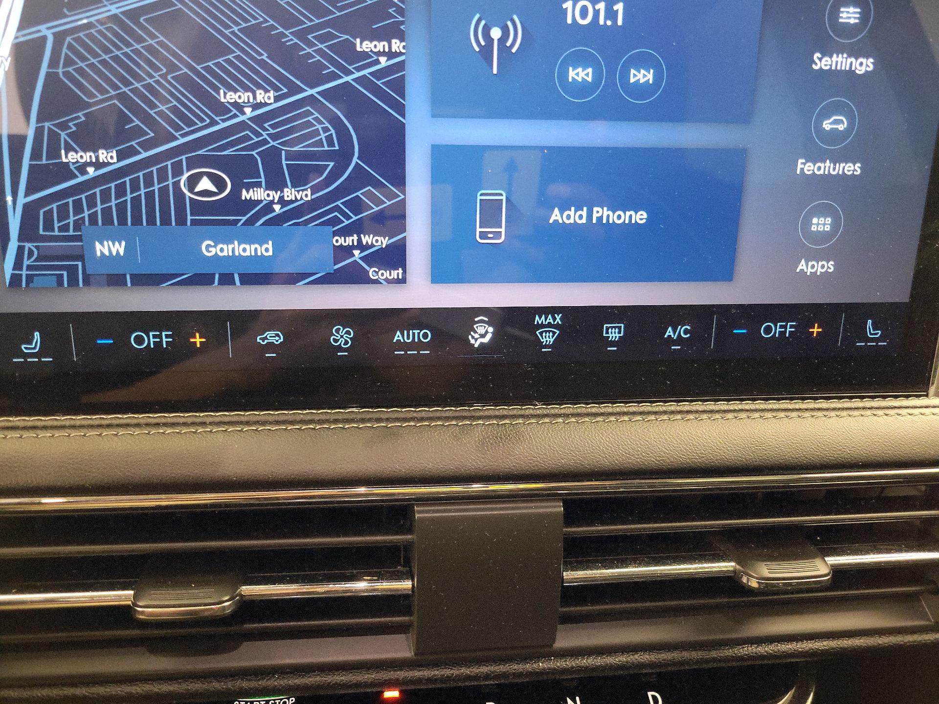 Thumbnail: 2024 Lincoln Corsair - 16