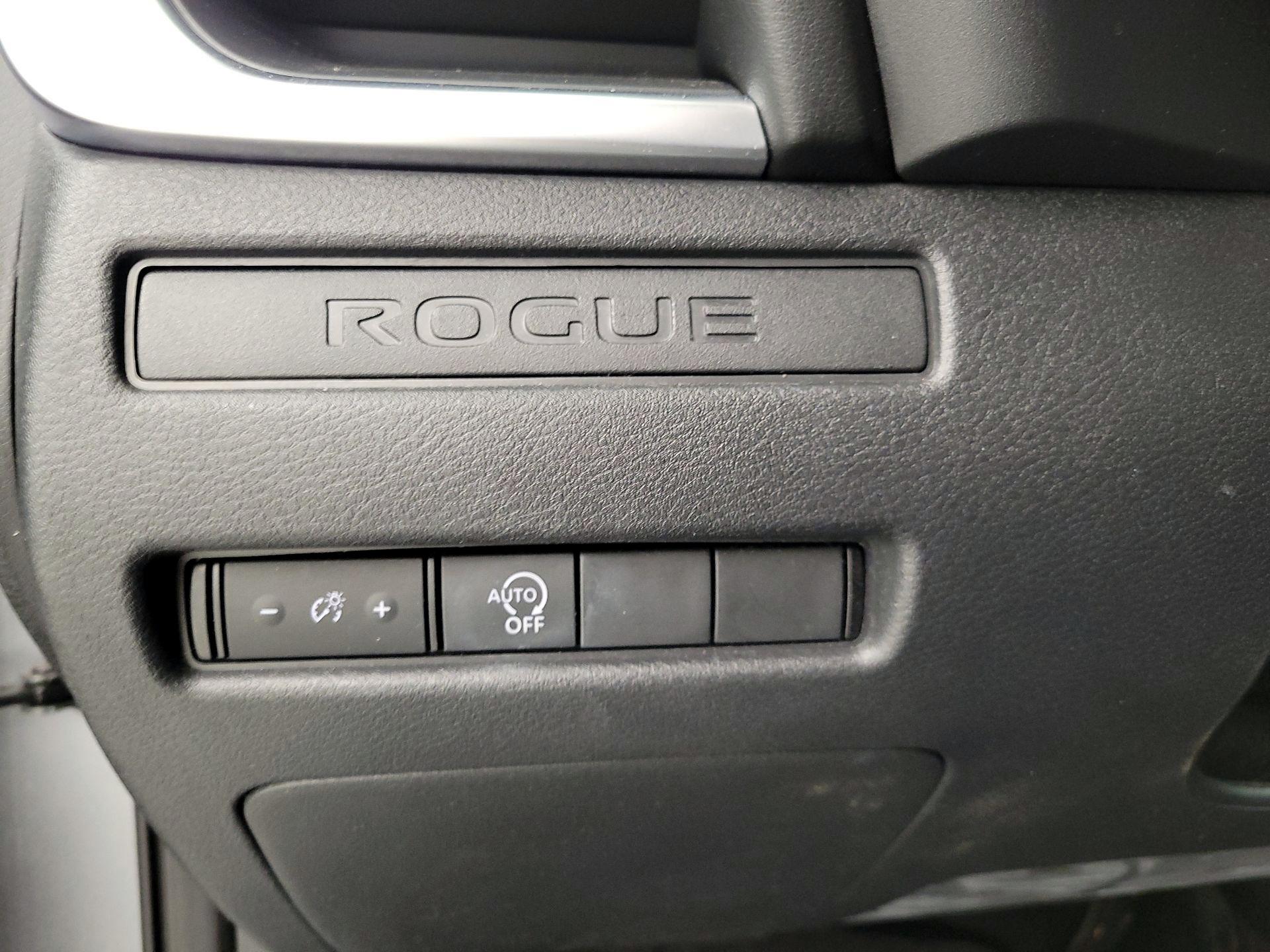 Thumbnail: 2023 Nissan Rogue - 13