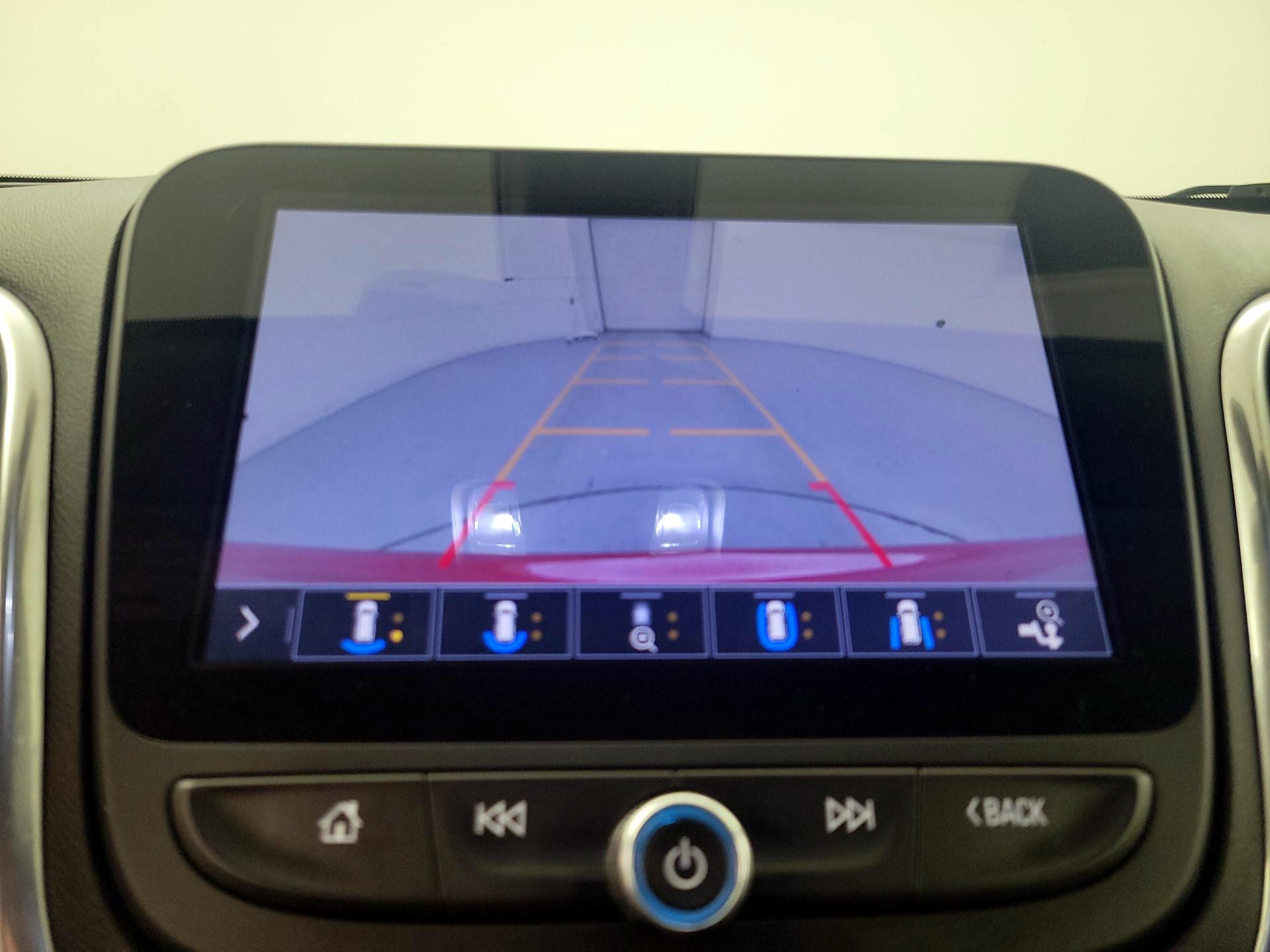 Thumbnail: 2021 Chevrolet Equinox - 15