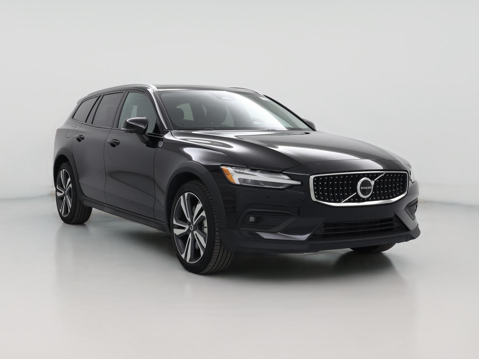 2025 Volvo V60 Cross Country