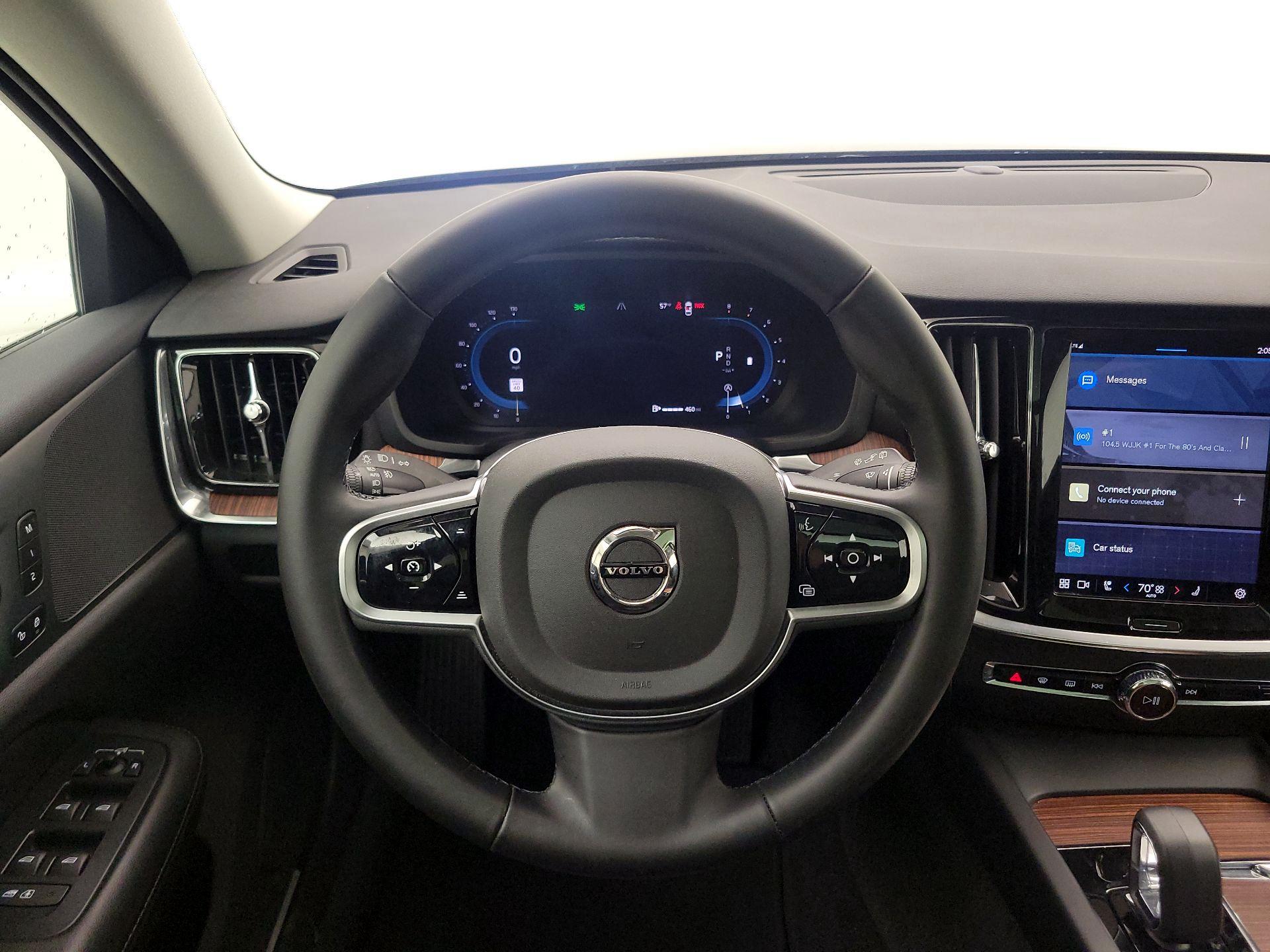 Thumbnail: 2025 Volvo S60 - 10