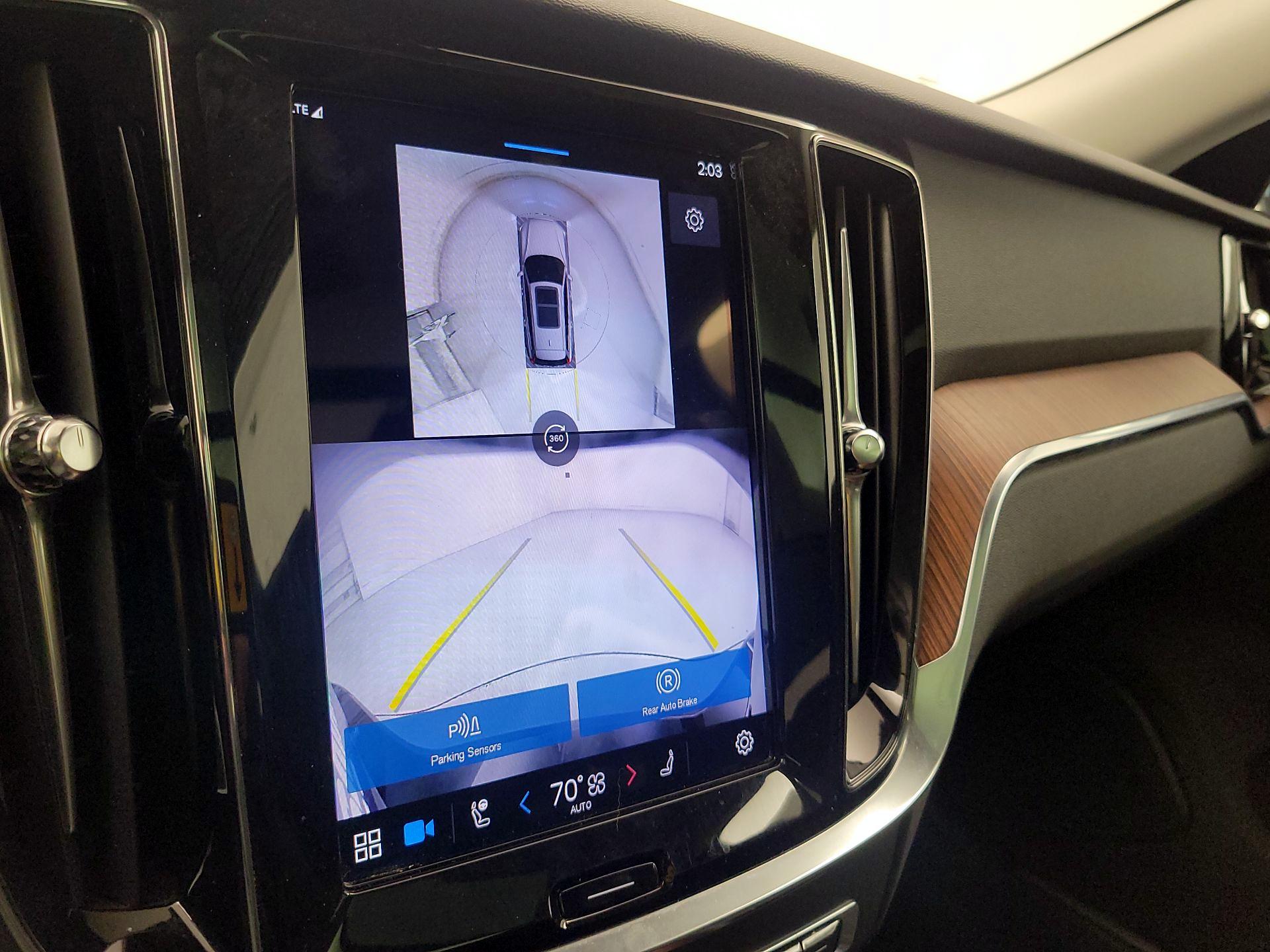 Thumbnail: 2025 Volvo S60 - 14