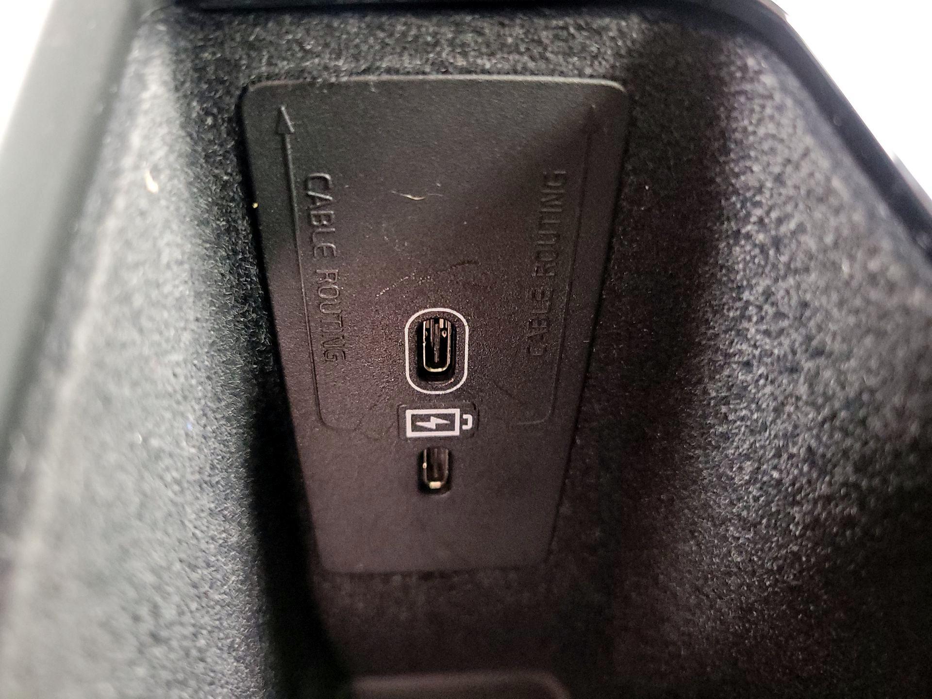 Thumbnail: 2025 Volvo S60 - 18