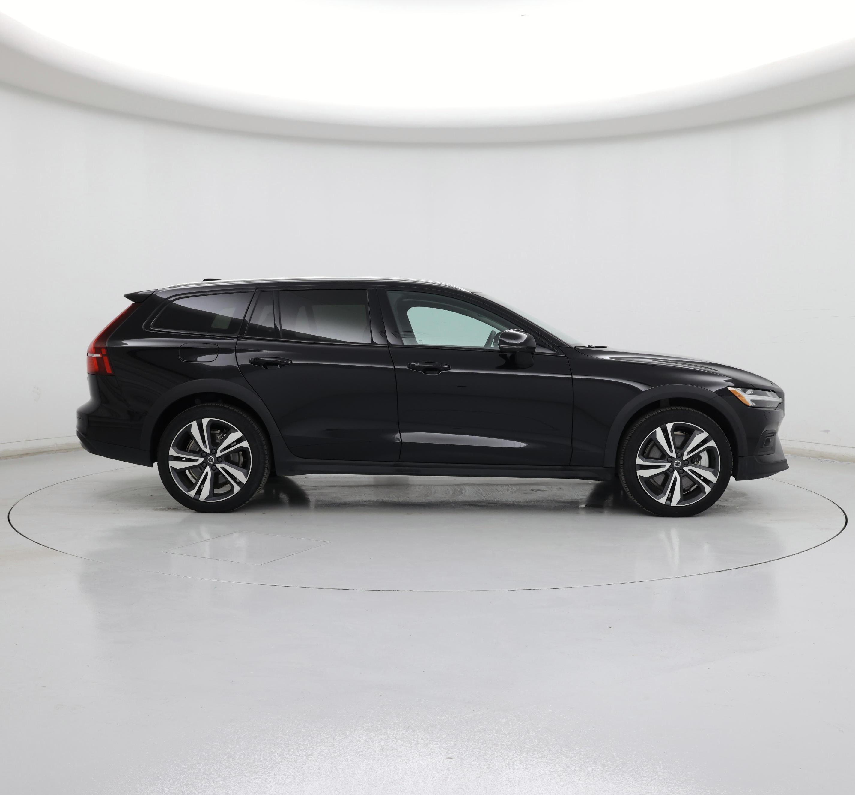 Thumbnail: 2025 Volvo S60 - 7