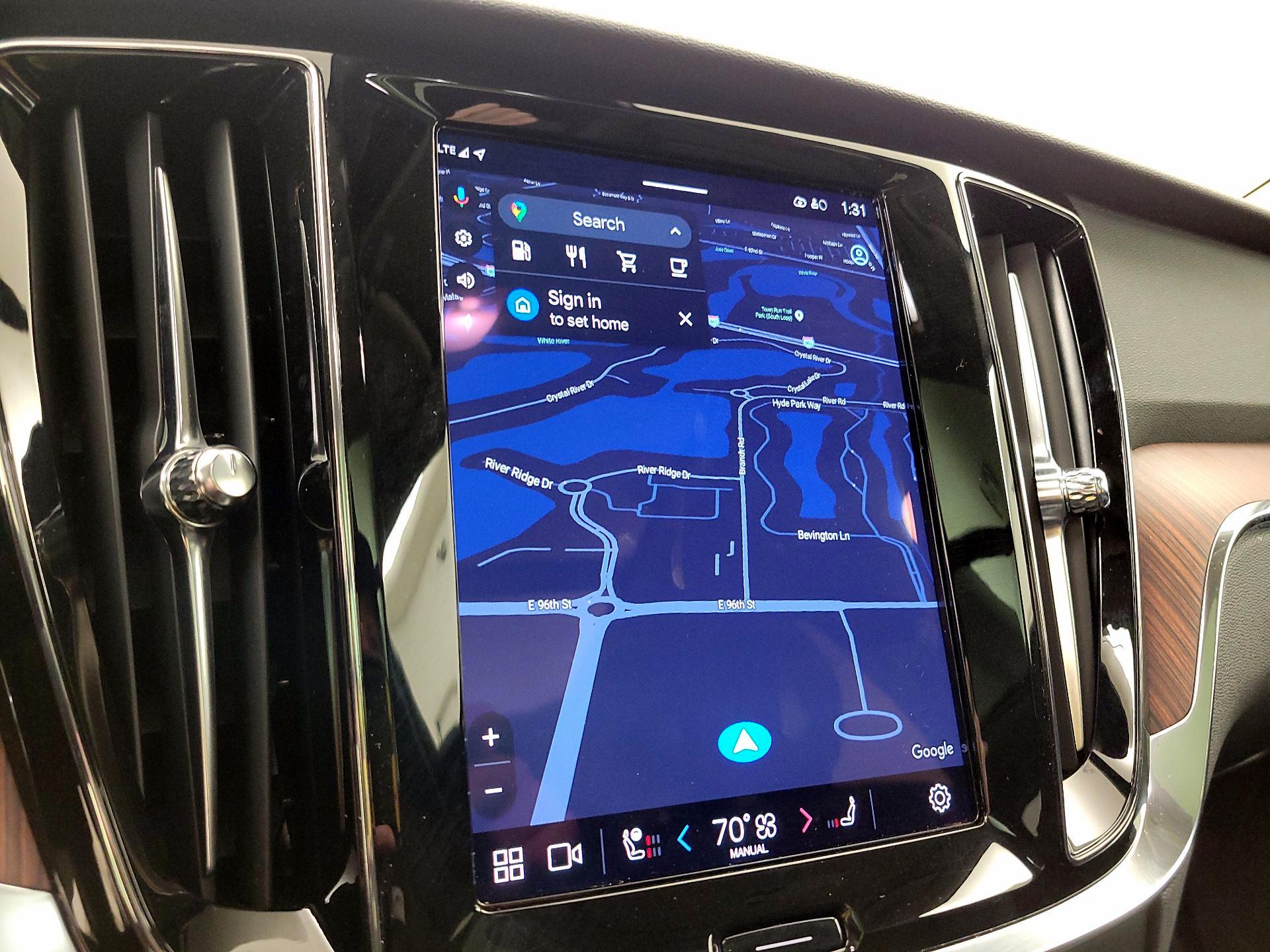 Thumbnail: 2025 Volvo S60 - 14