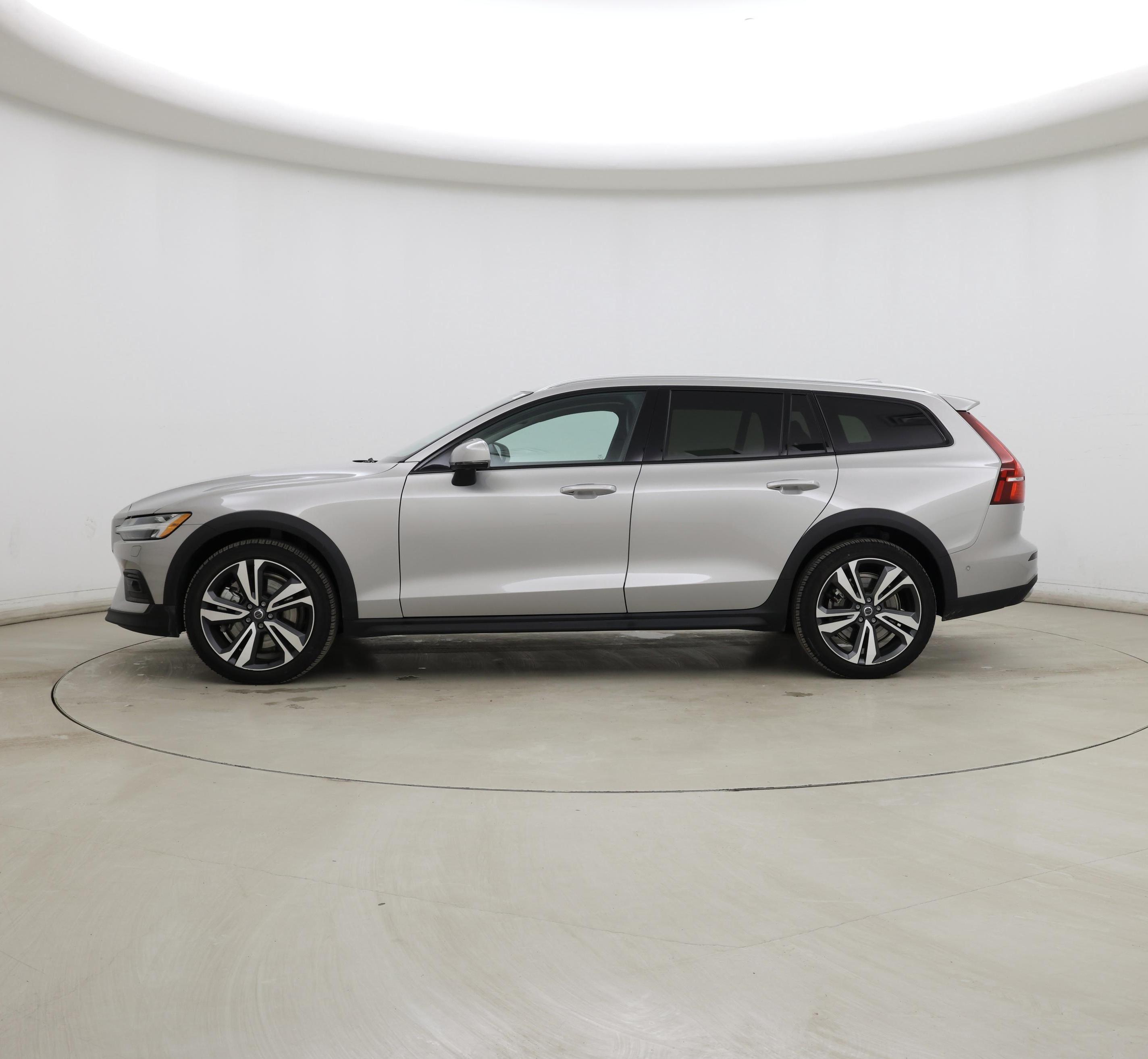 Thumbnail: 2025 Volvo S60 - 3