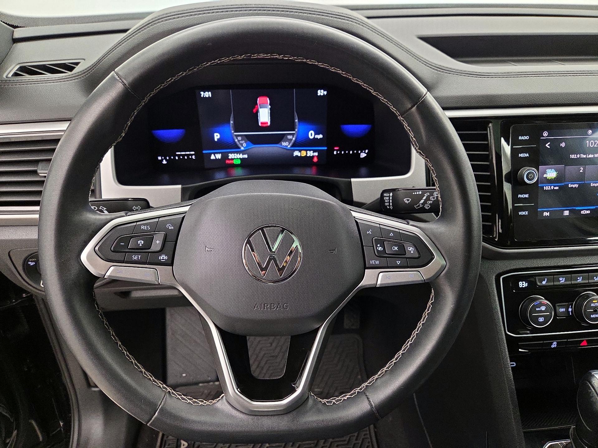 Thumbnail: 2022 Volkswagen Atlas - 10