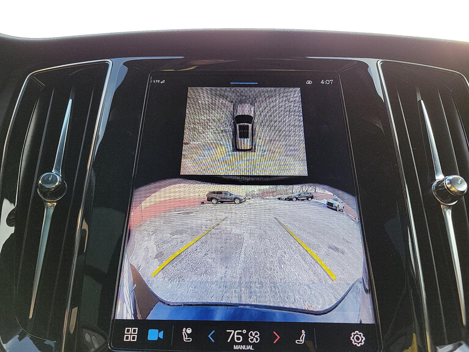 Thumbnail: 2025 Volvo S60 - 12