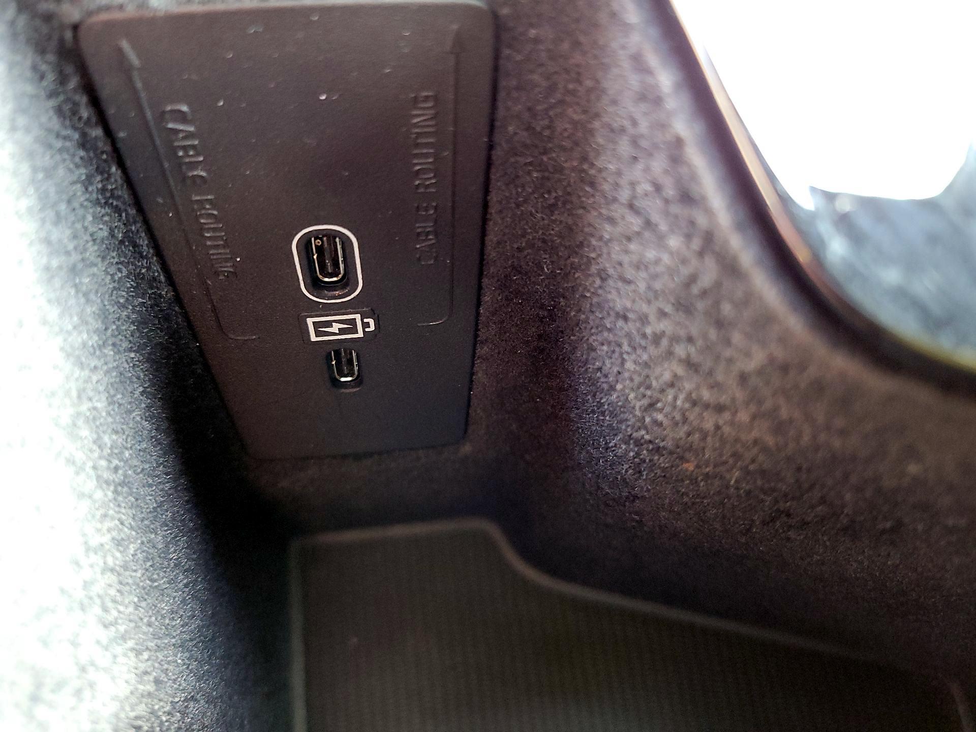 Thumbnail: 2025 Volvo S60 - 16