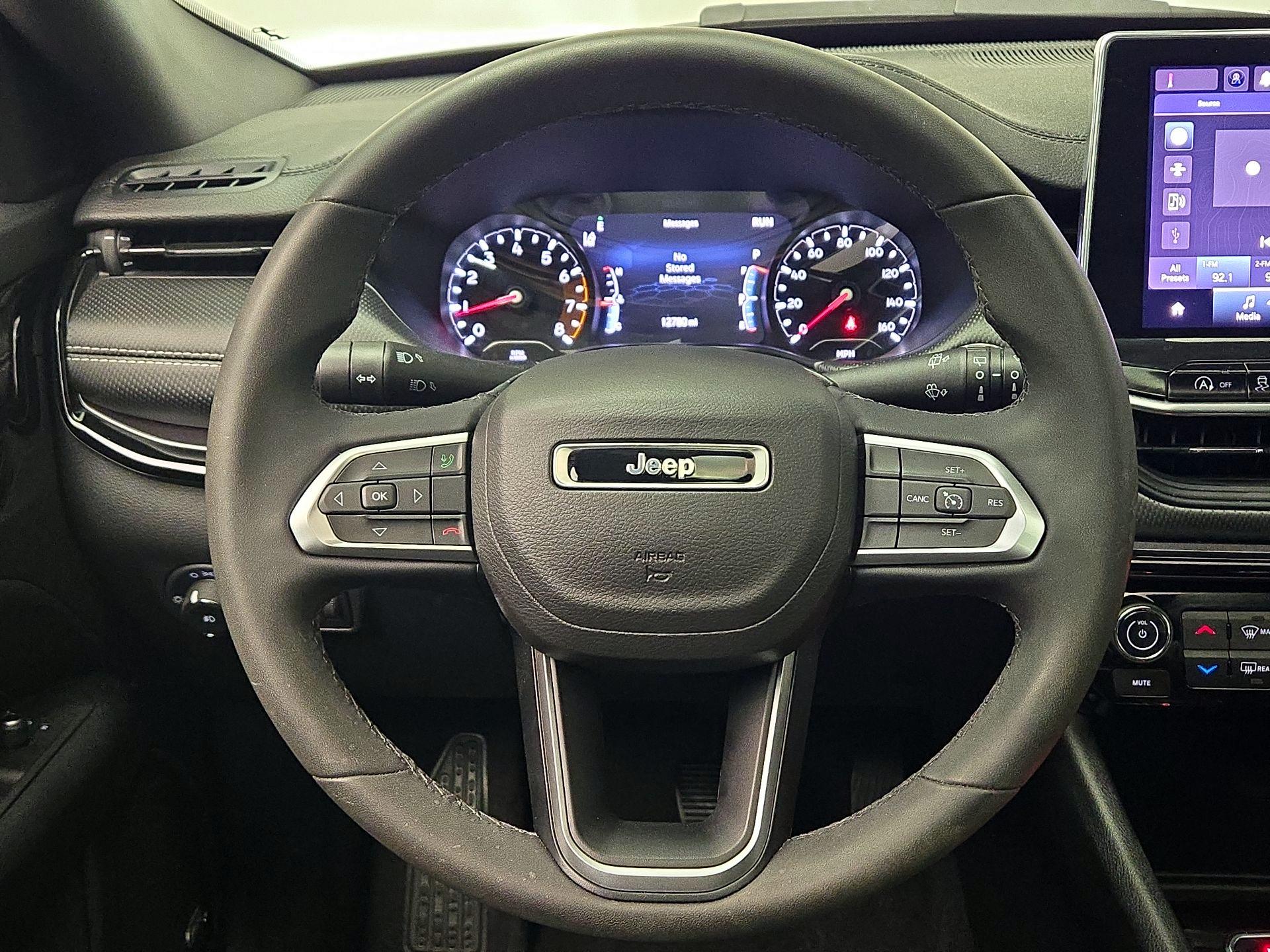 Thumbnail: 2022 Jeep Compass - 10