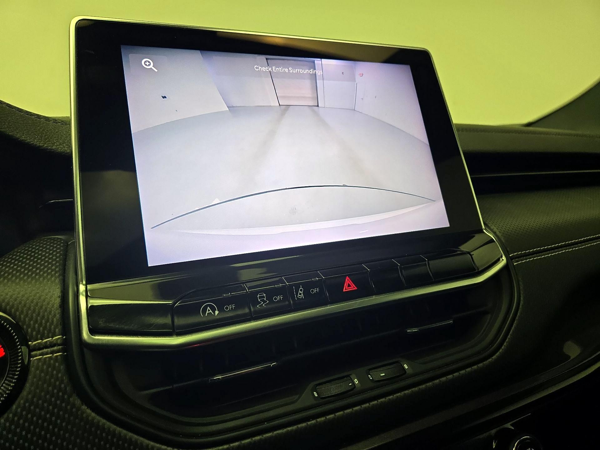 Thumbnail: 2022 Jeep Compass - 14