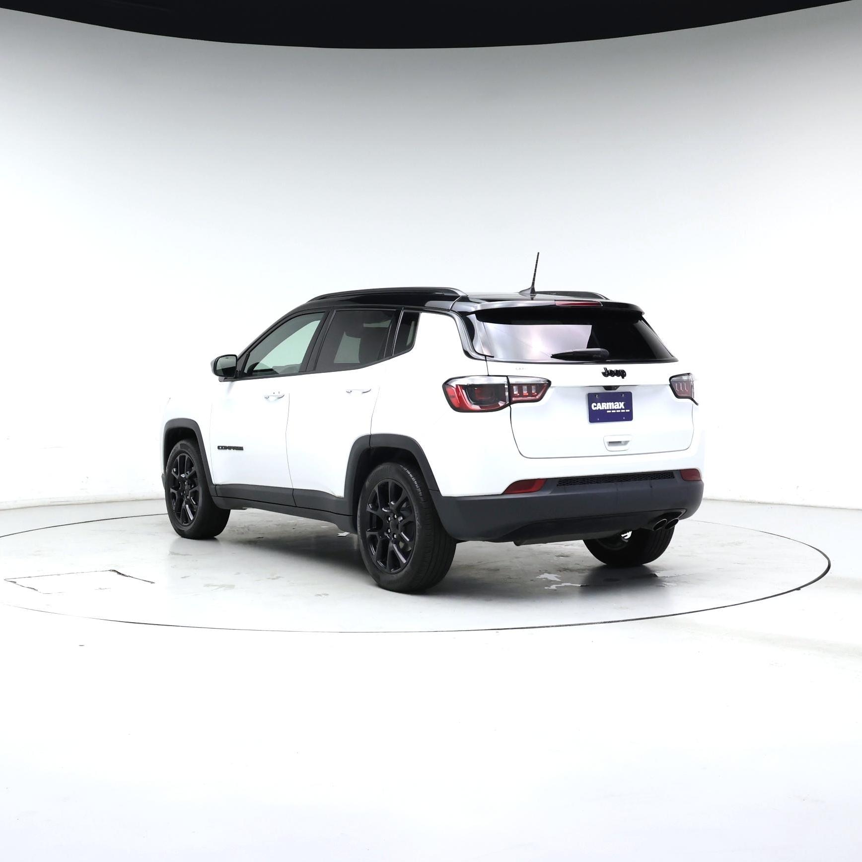 Thumbnail: 2022 Jeep Compass - 2