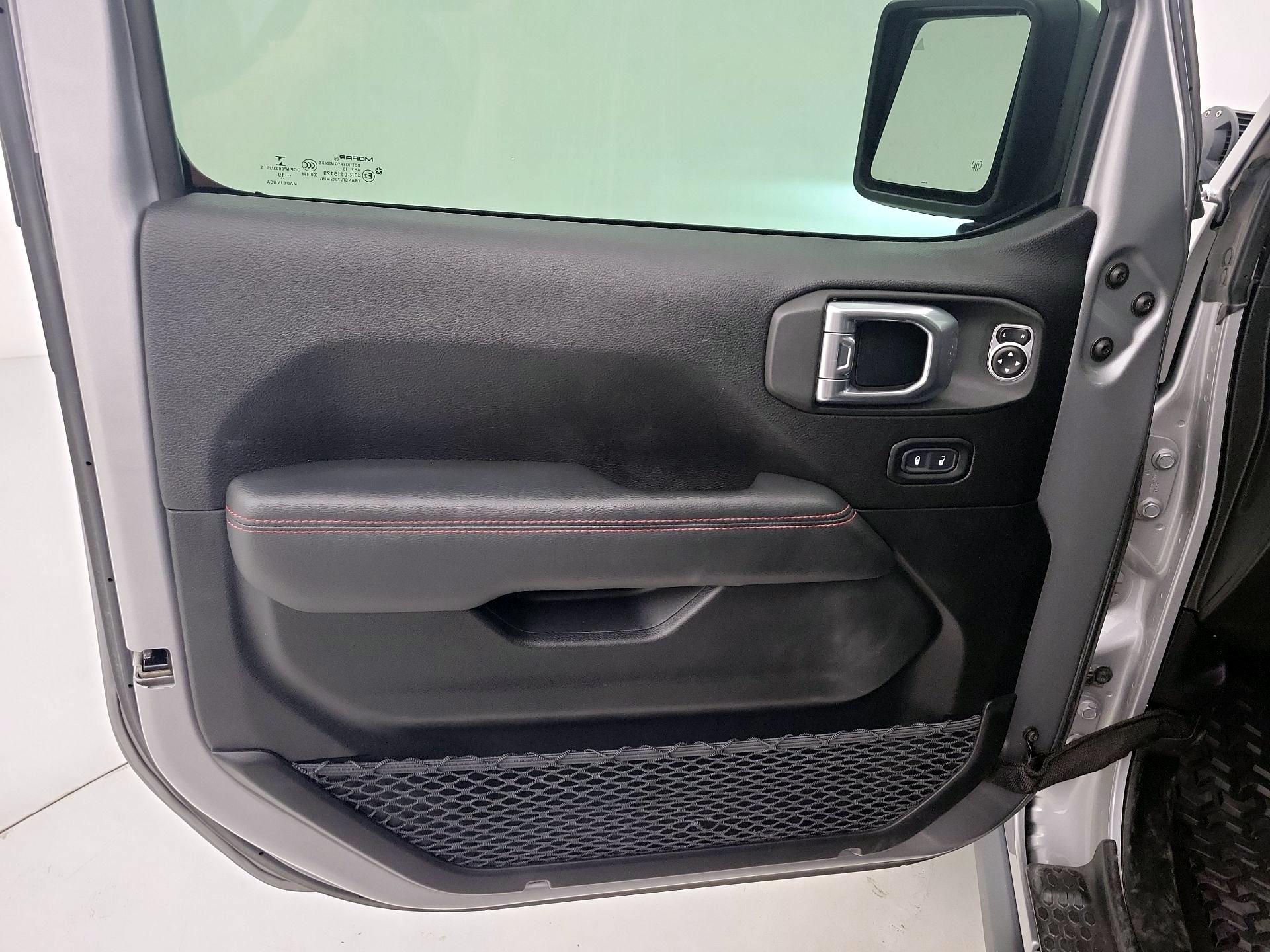 Thumbnail: 2020 Jeep Gladiator - 12