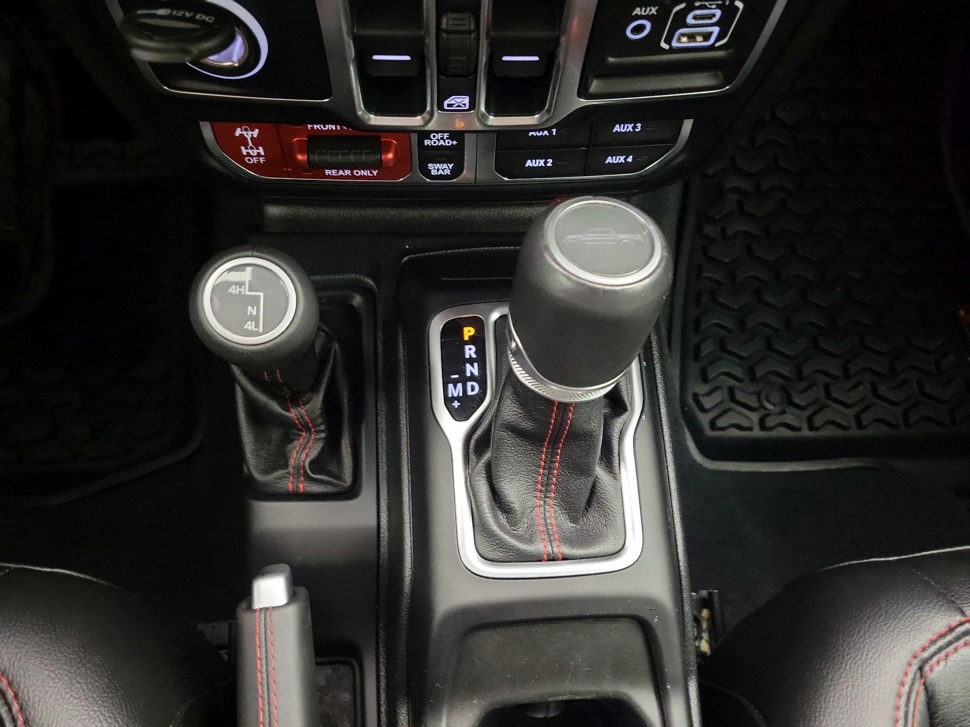 Thumbnail: 2020 Jeep Gladiator - 18