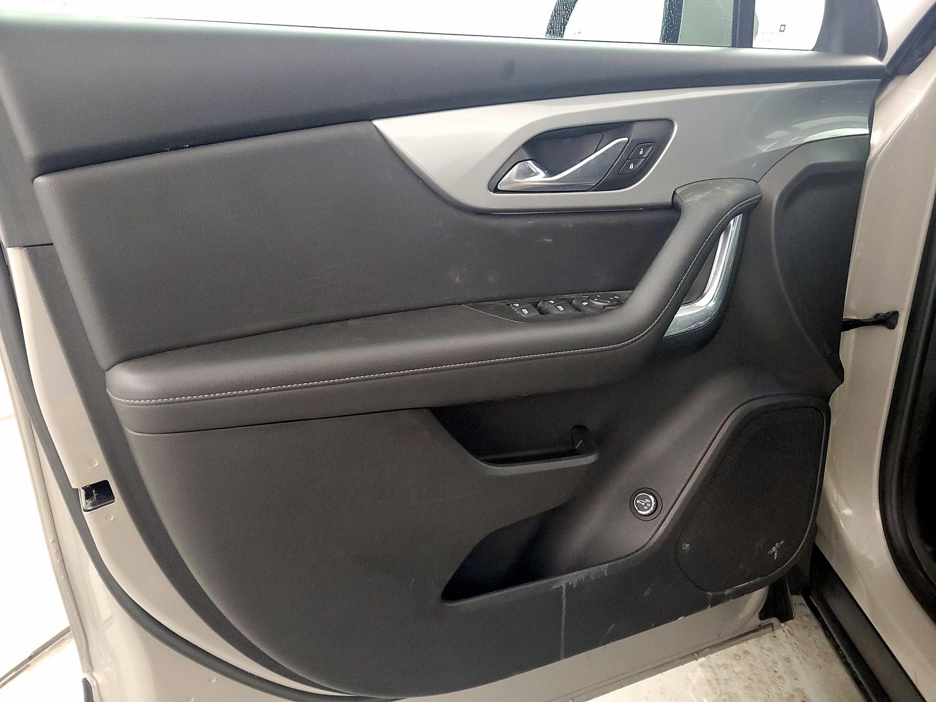 Thumbnail: 2021 Chevrolet Blazer - 12