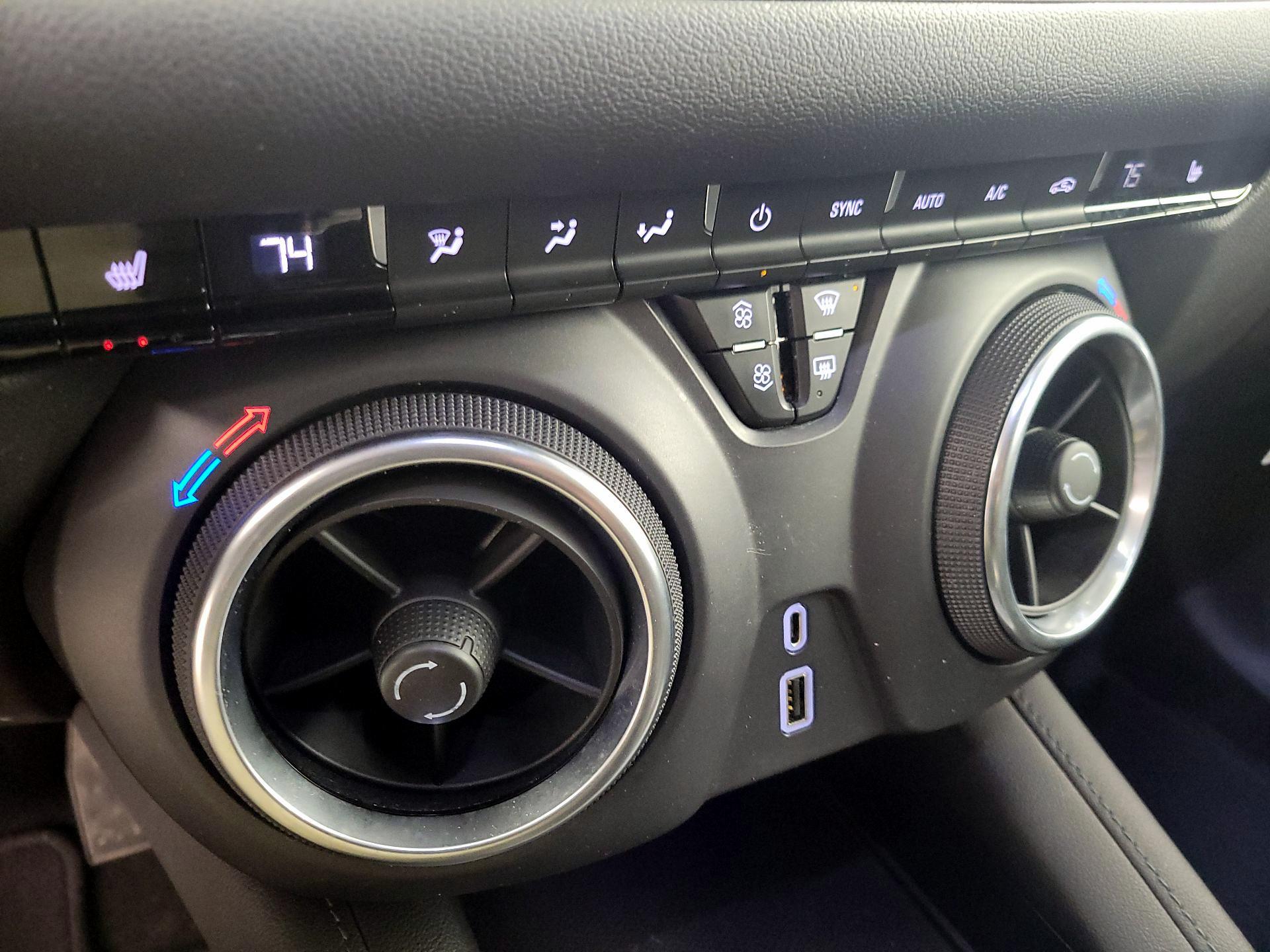 Thumbnail: 2021 Chevrolet Blazer - 16