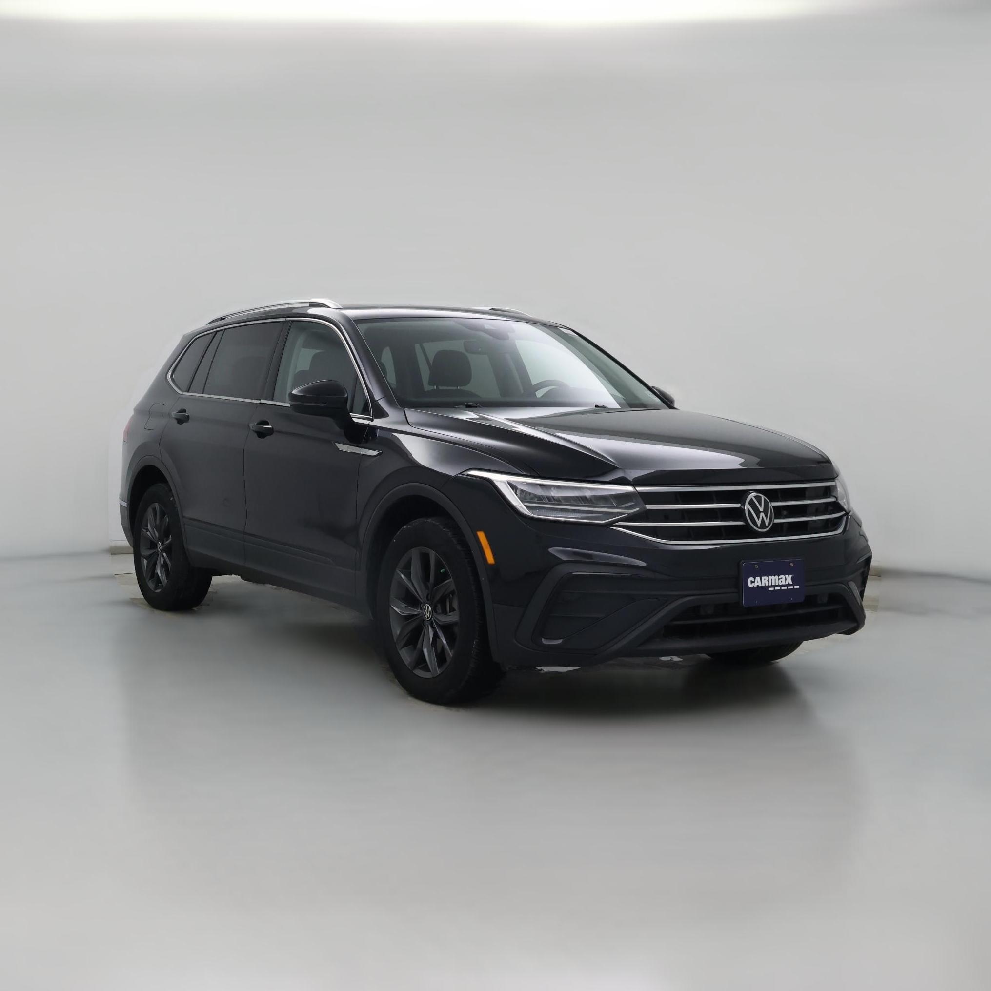 Thumbnail: 2022 Volkswagen Tiguan - 1