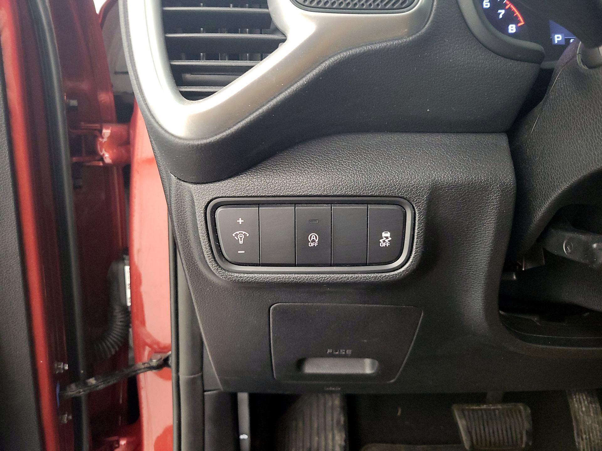 Thumbnail: 2020 Kia Soul - 13