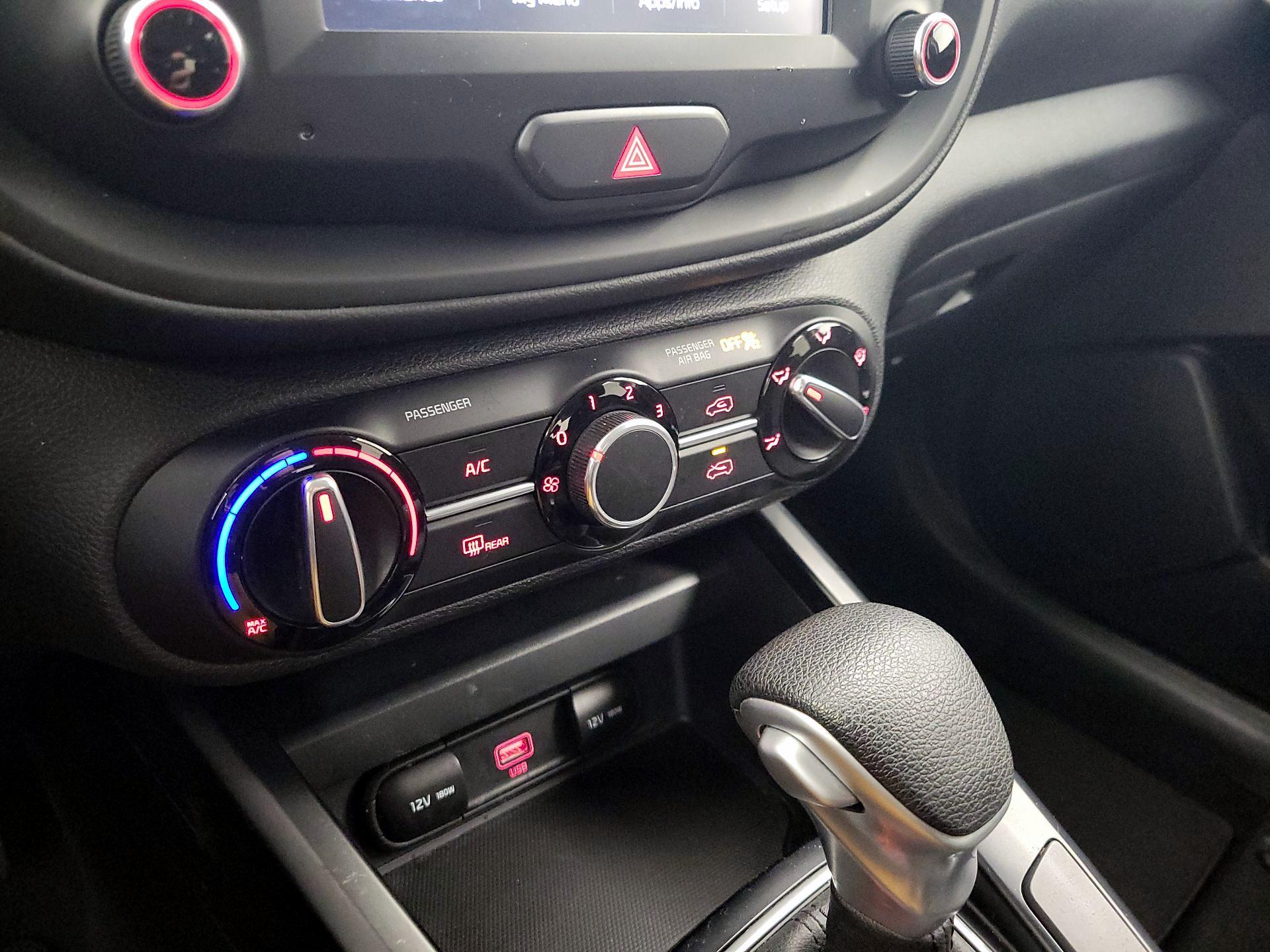 Thumbnail: 2020 Kia Soul - 16