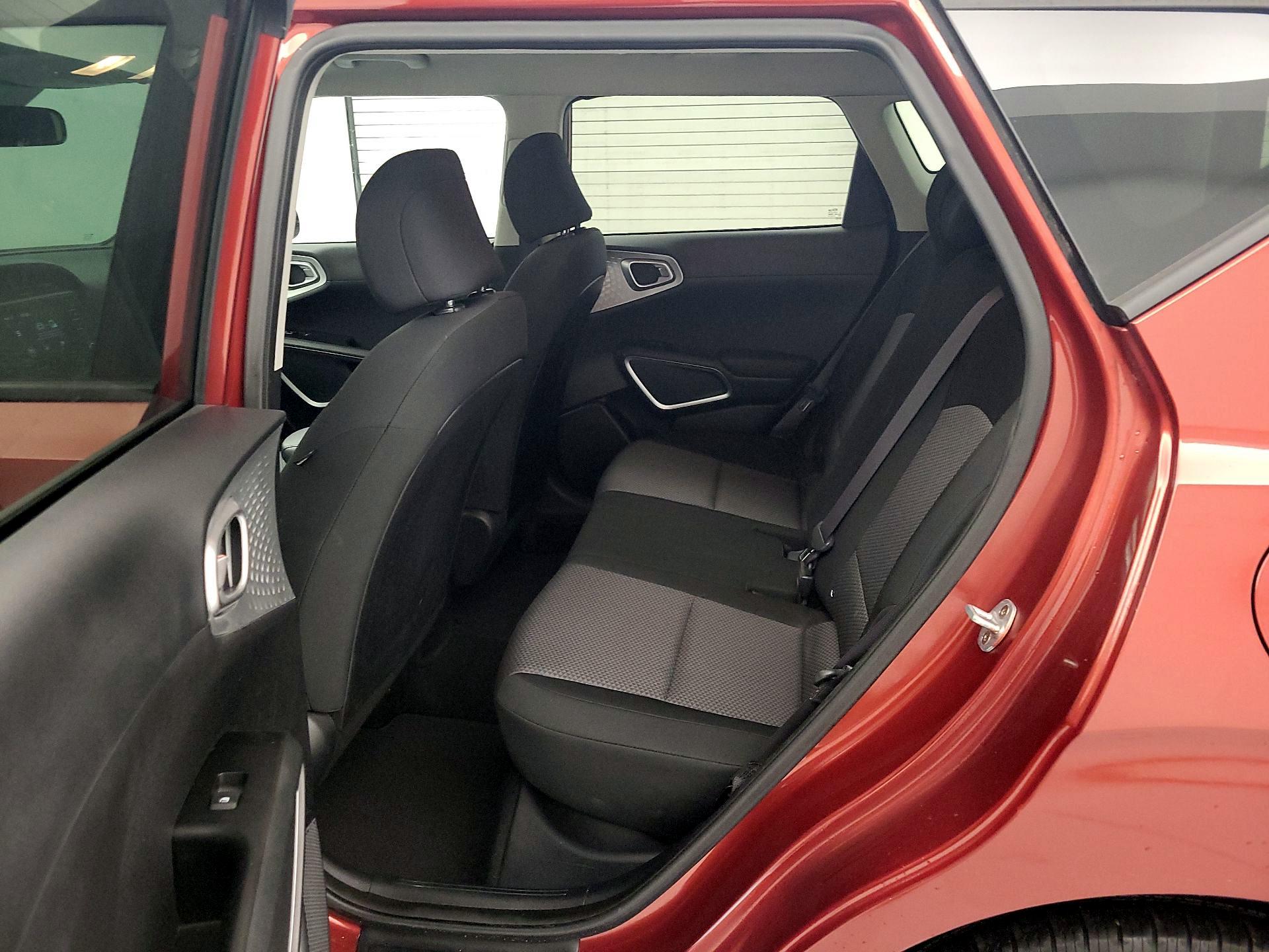 Thumbnail: 2020 Kia Soul - 19