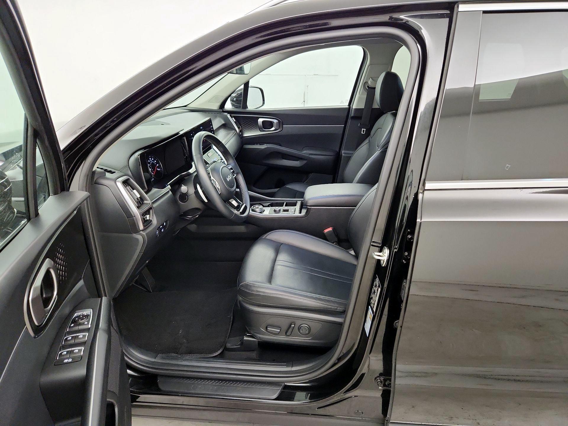 Thumbnail: 2024 Kia Sorento - 9