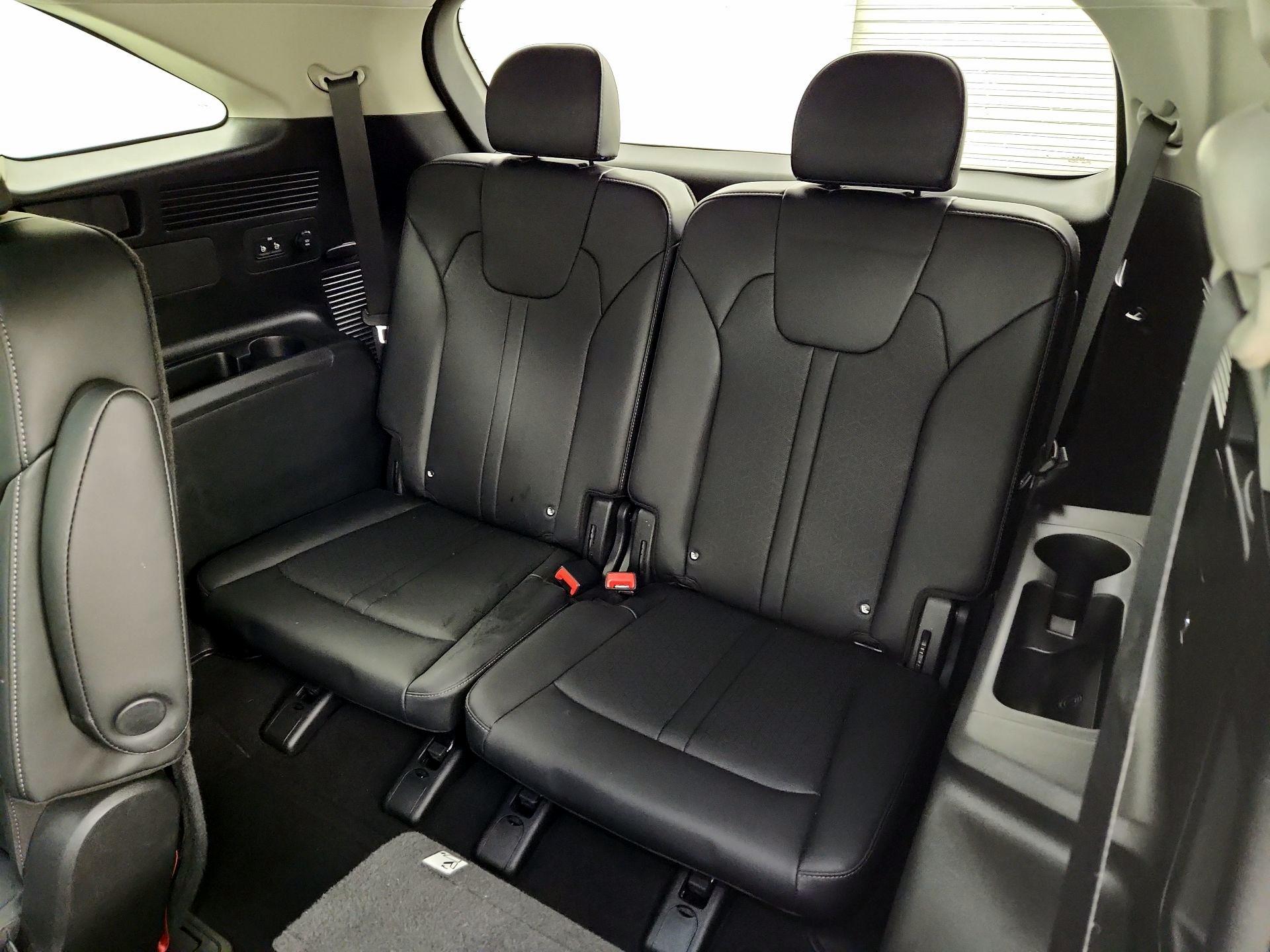 Thumbnail: 2024 Kia Sorento - 20