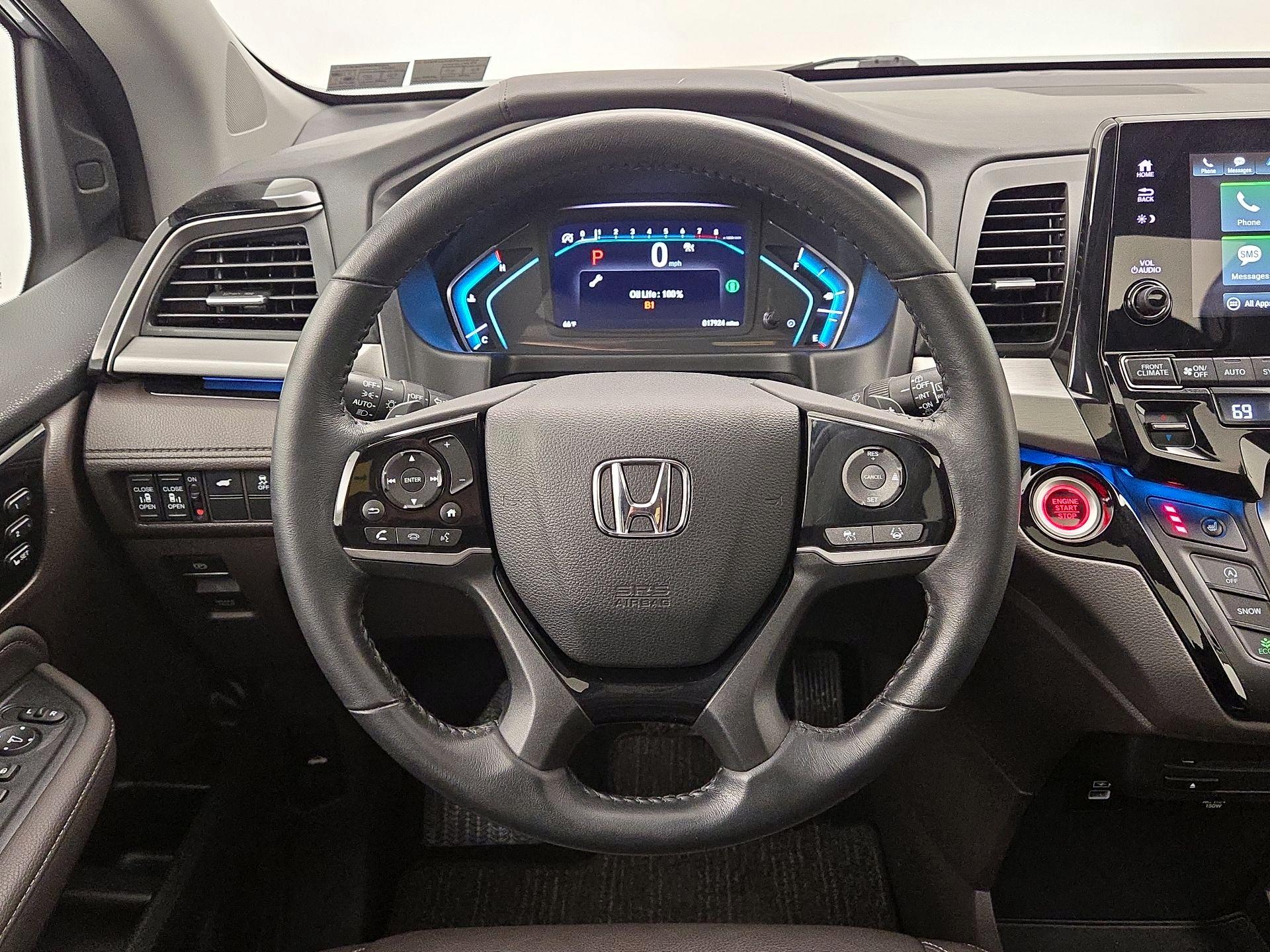 Thumbnail: 2023 Honda Odyssey - 10