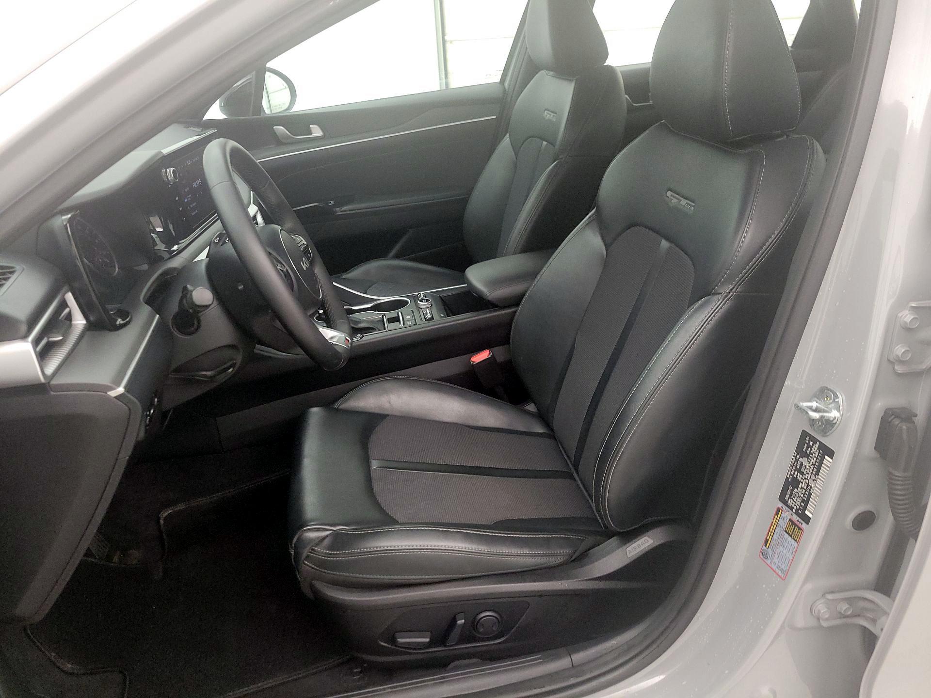 Thumbnail: 2022 Kia K5 - 11